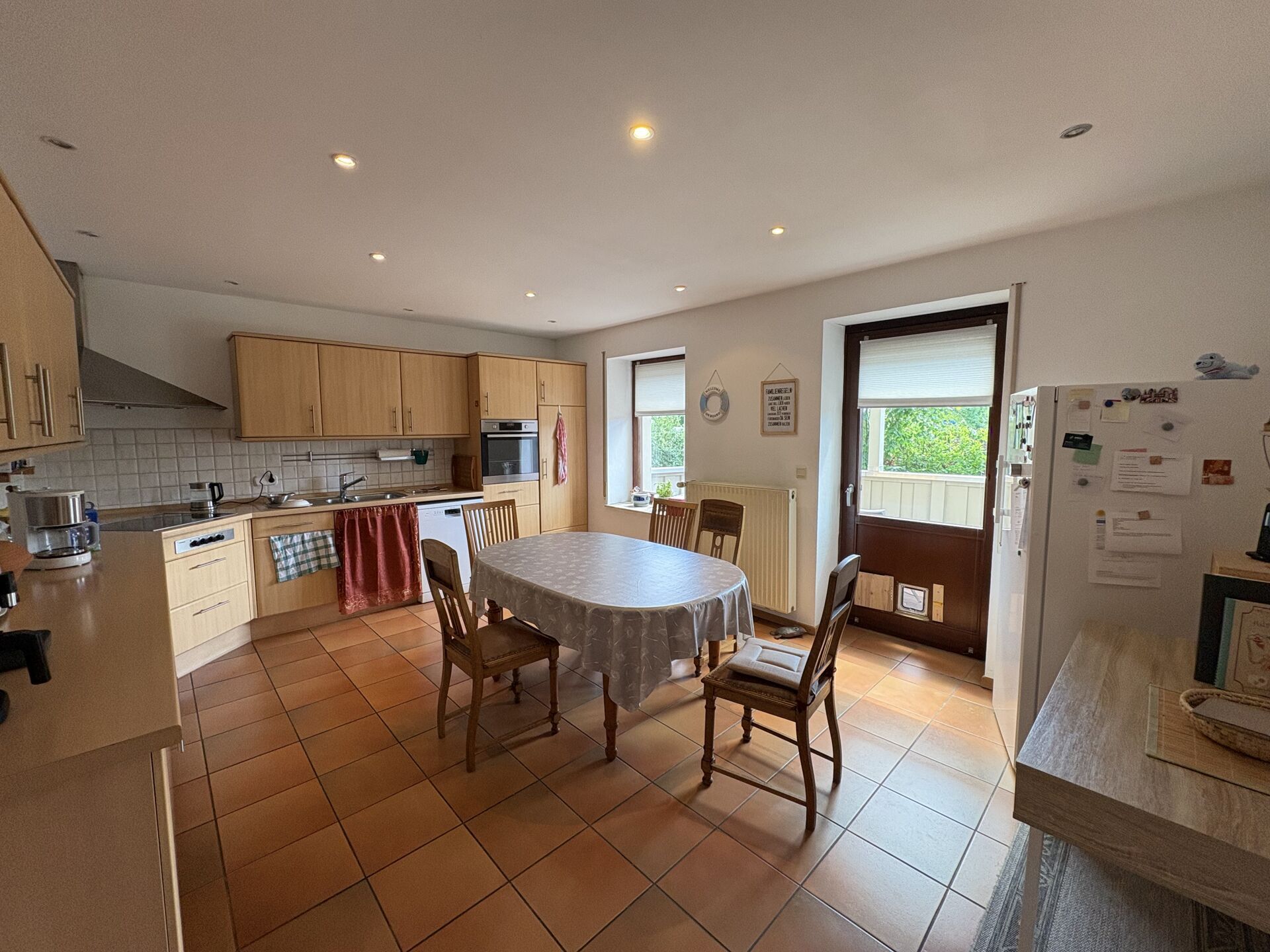 Immobilienangebot - Detmold - Alle - Seltenes Ensemble: Modernisiertes Wohnhaus mit Gewerbehalle!