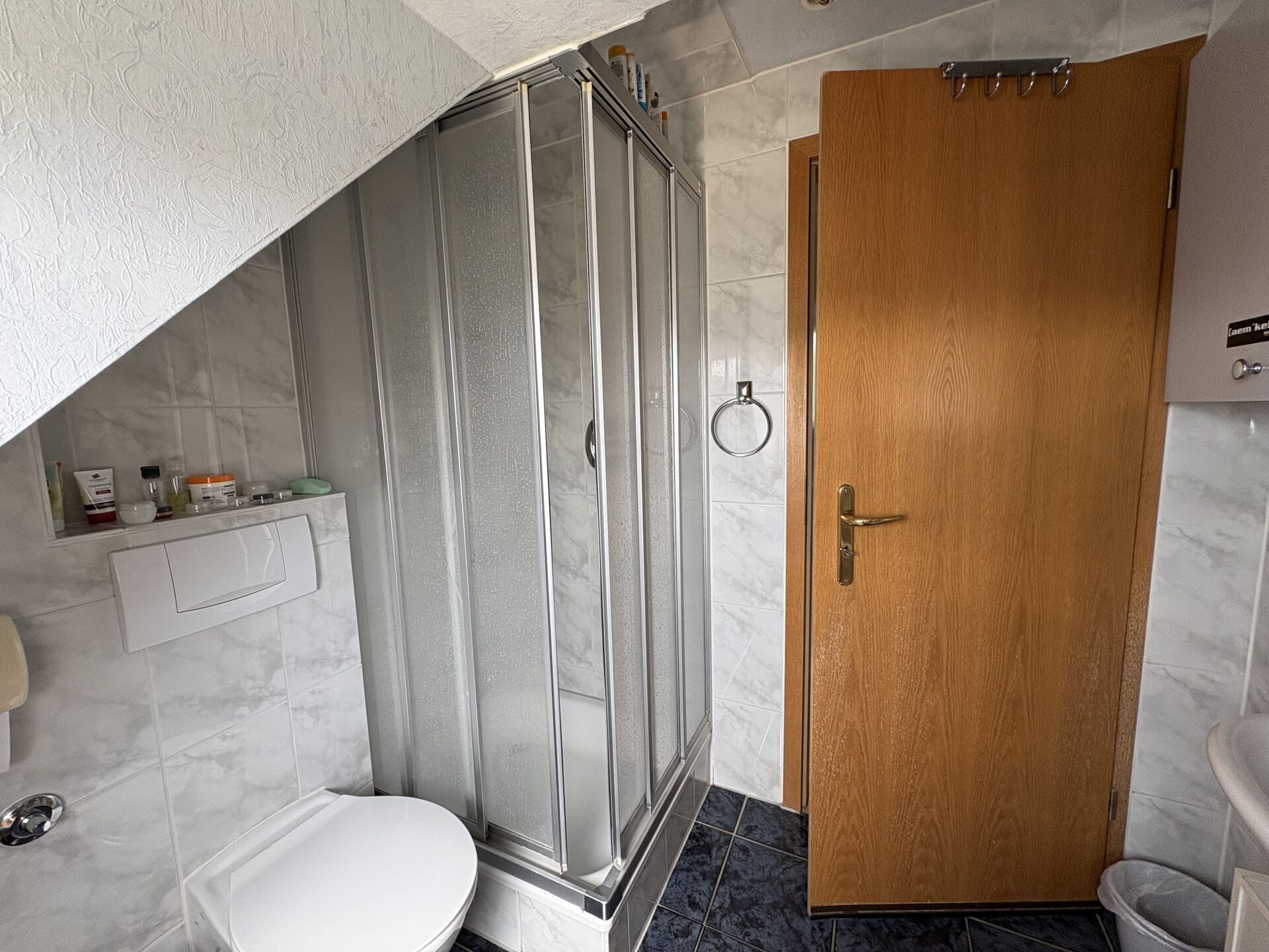 Immobilienangebot - Detmold - Alle - Seltenes Ensemble: Modernisiertes Wohnhaus mit Gewerbehalle!