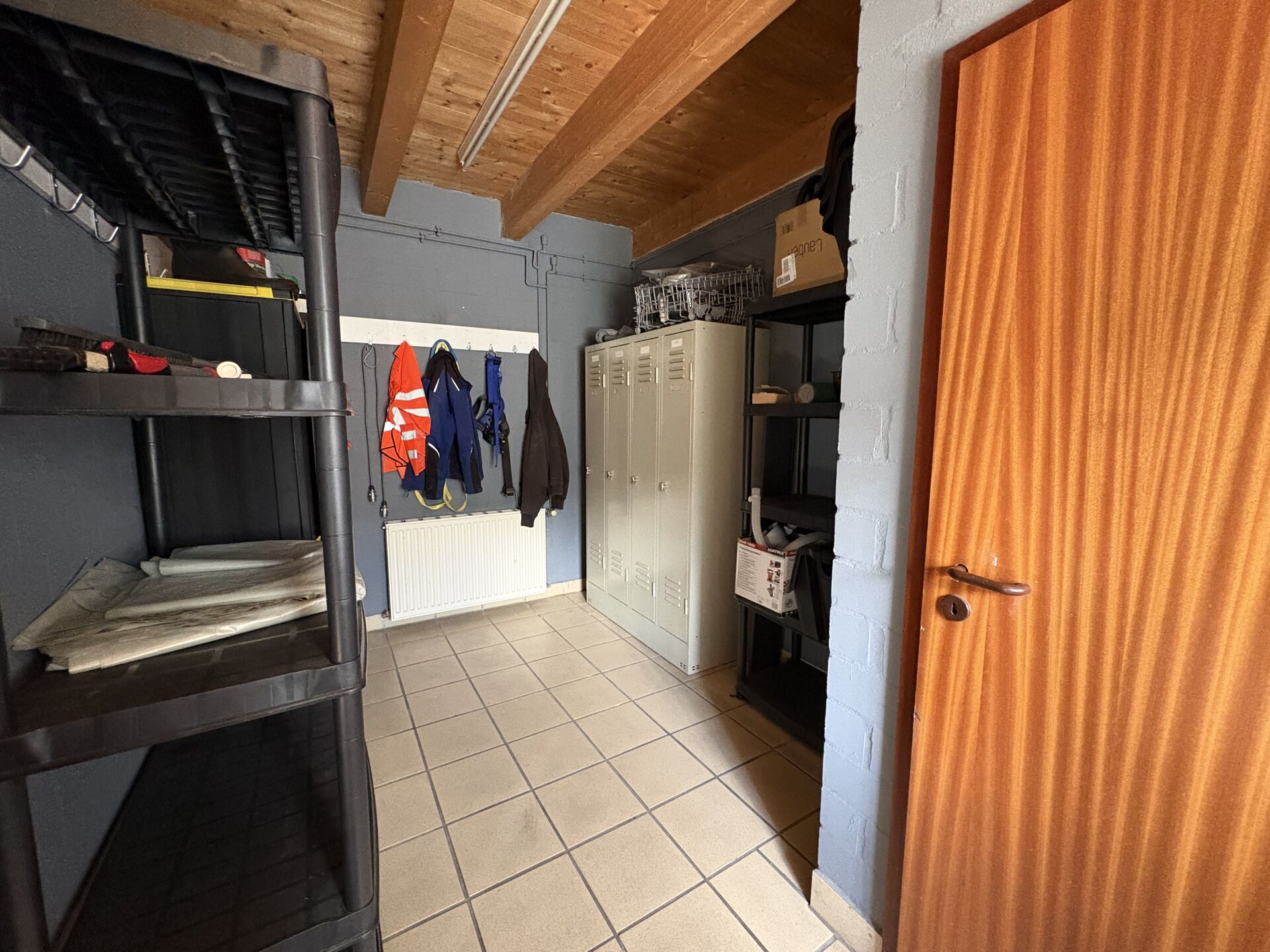 Immobilienangebot - Detmold - Alle - Seltenes Ensemble: Modernisiertes Wohnhaus mit Gewerbehalle!