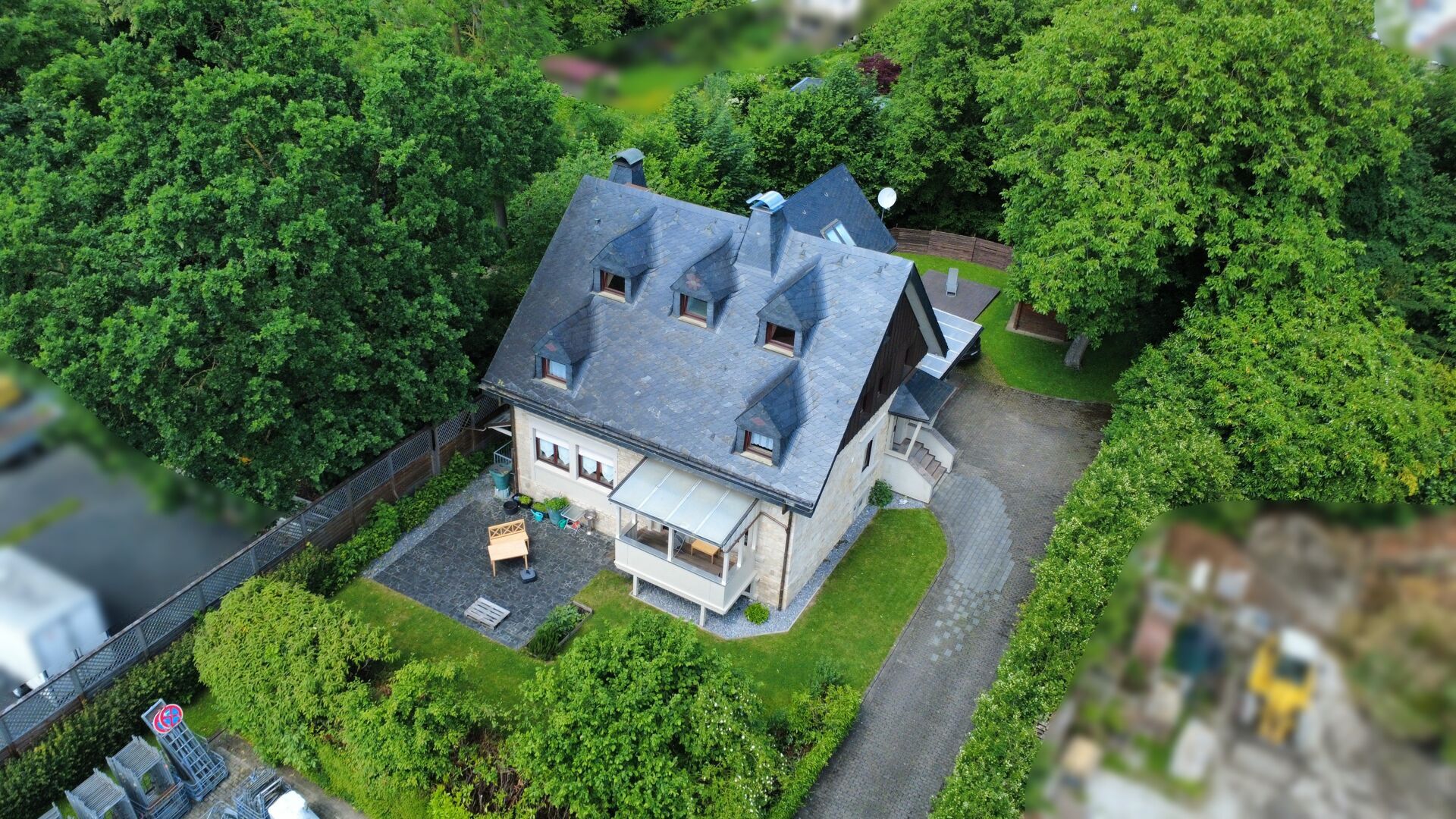 Immobilienangebot - Detmold - Alle - Seltenes Ensemble: Modernisiertes Wohnhaus mit Gewerbehalle!