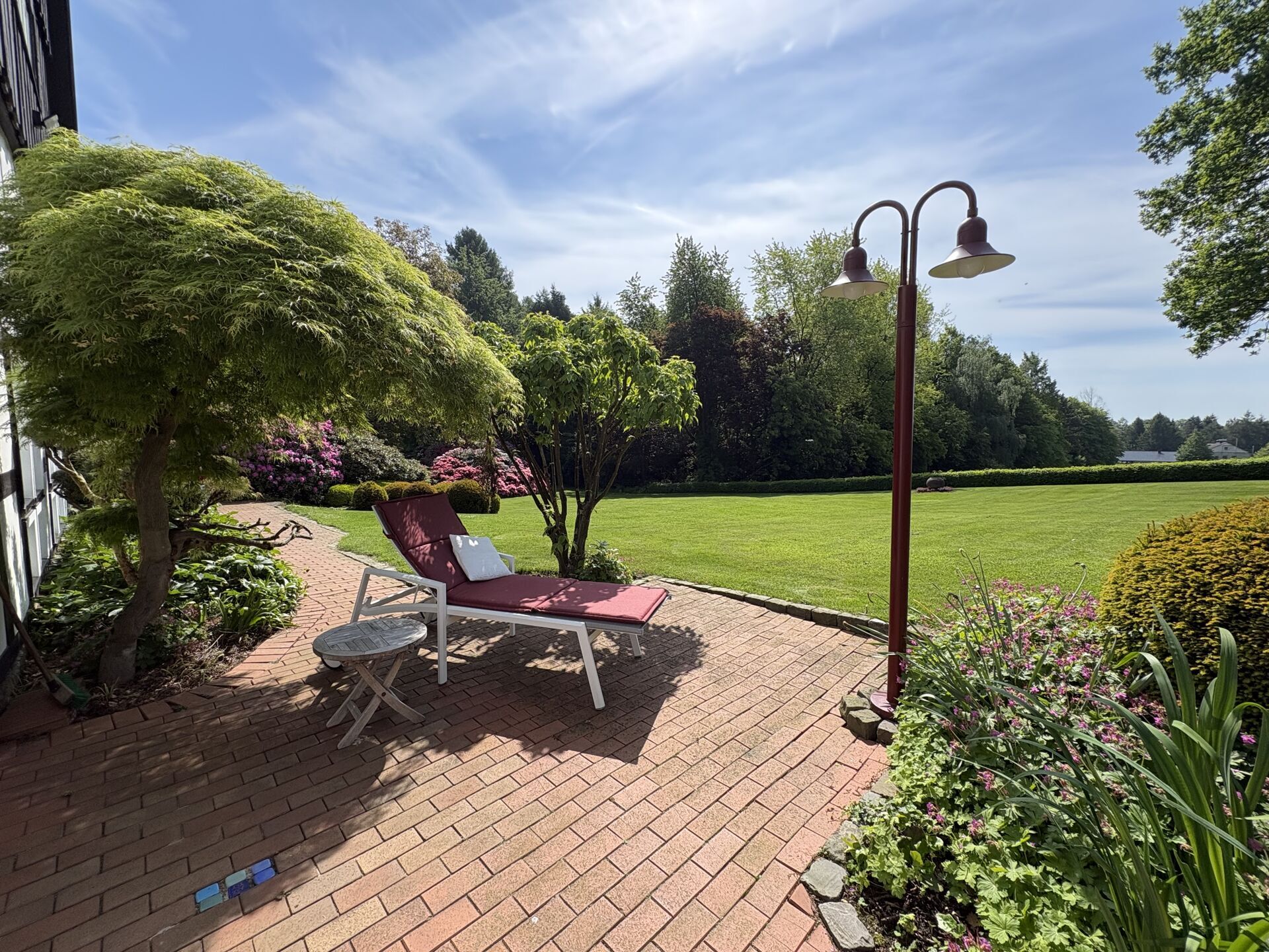Immobilienangebot - Horn-Bad Meinberg / Fissenknick - Alle - Wo Geschichte auf Moderne trifft und Wohnträume Wurzeln schlagen!
