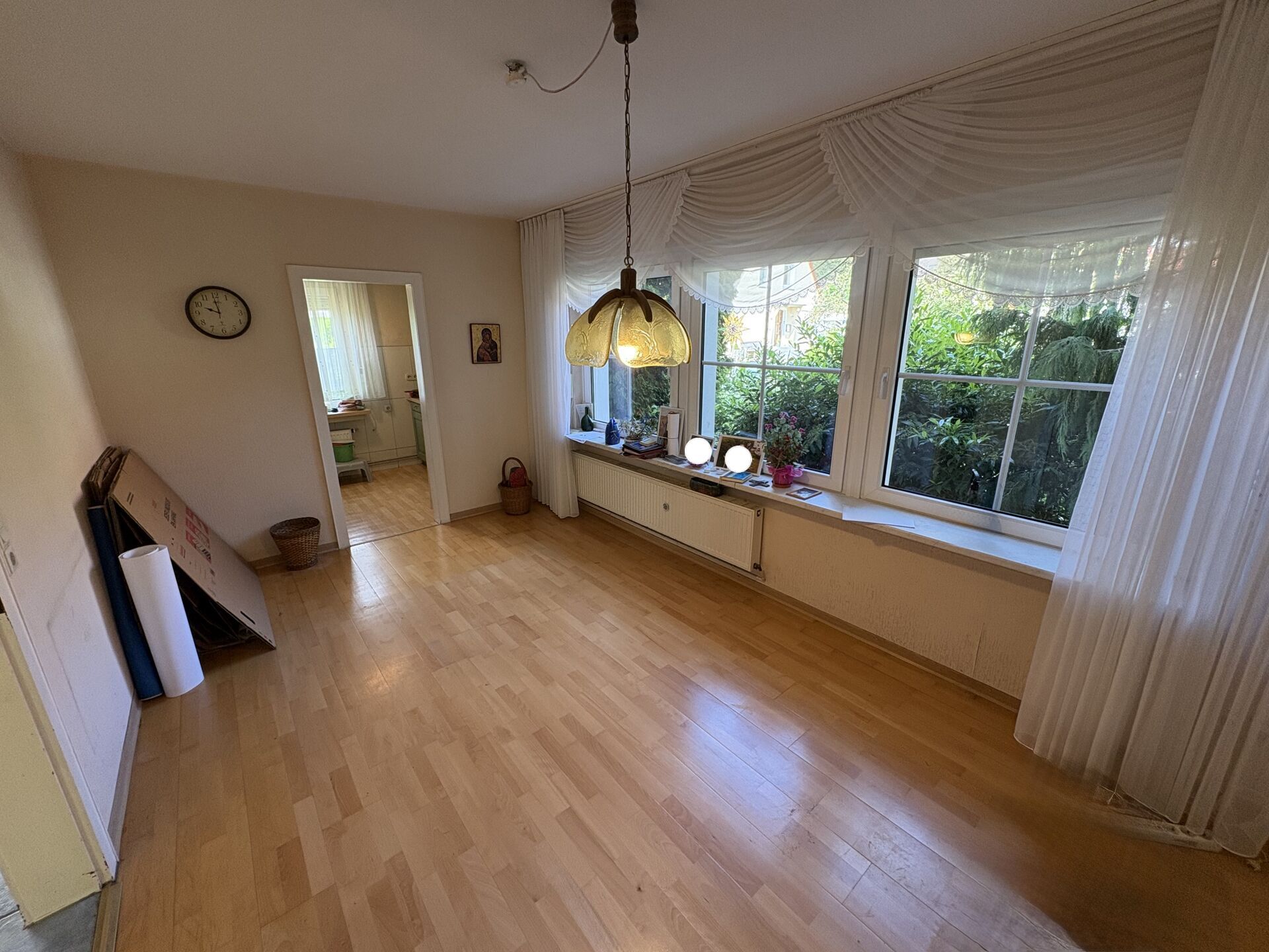 Immobilienangebot - Lage - Alle - Einfamilienhaus mit separater Wohnung in familienfreundlicher Lage in Lage Maßbruch!