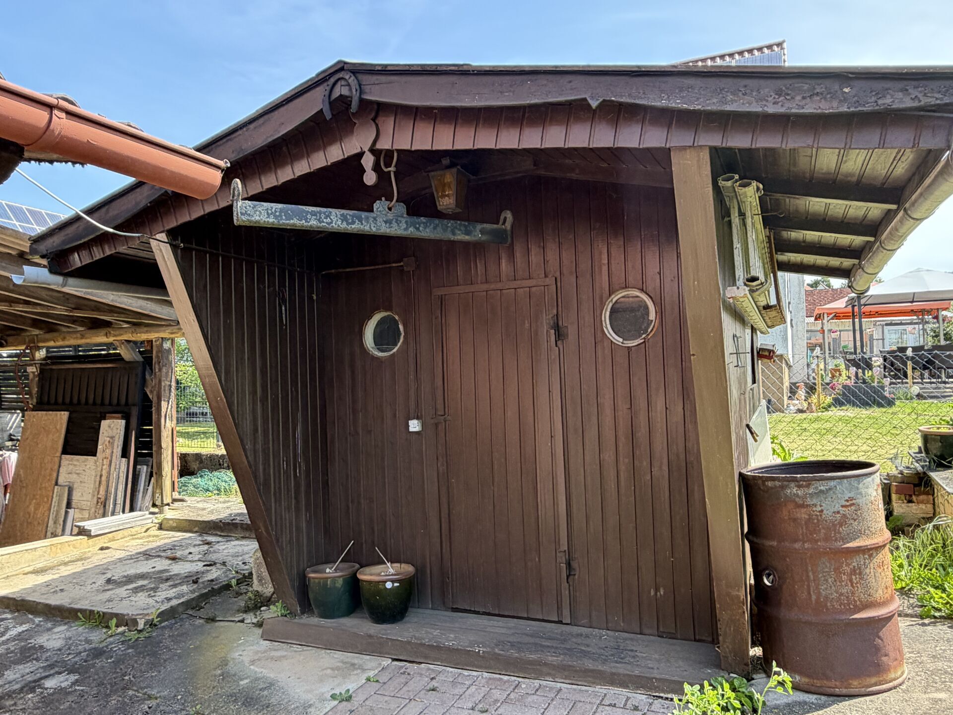 Immobilienangebot - Borgentreich / Bühne - Alle - Einfamilienhaus mit großem Garten und vielseitigen Nutzungsmöglichkeiten in Bühne