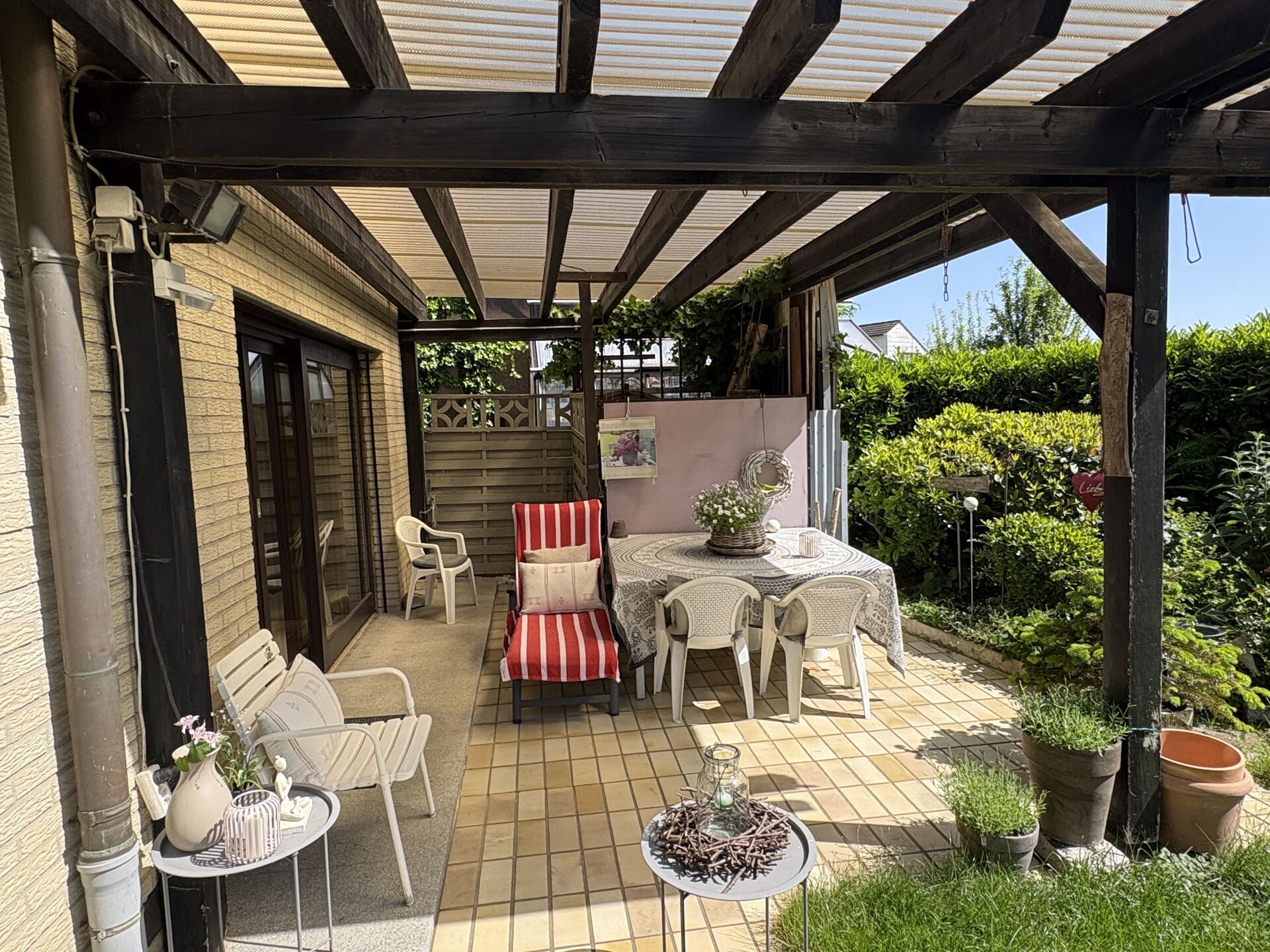Immobilienangebot - Blomberg / Istrup - Alle - Viel Platz zum Wohnen und Wohlfühlen!