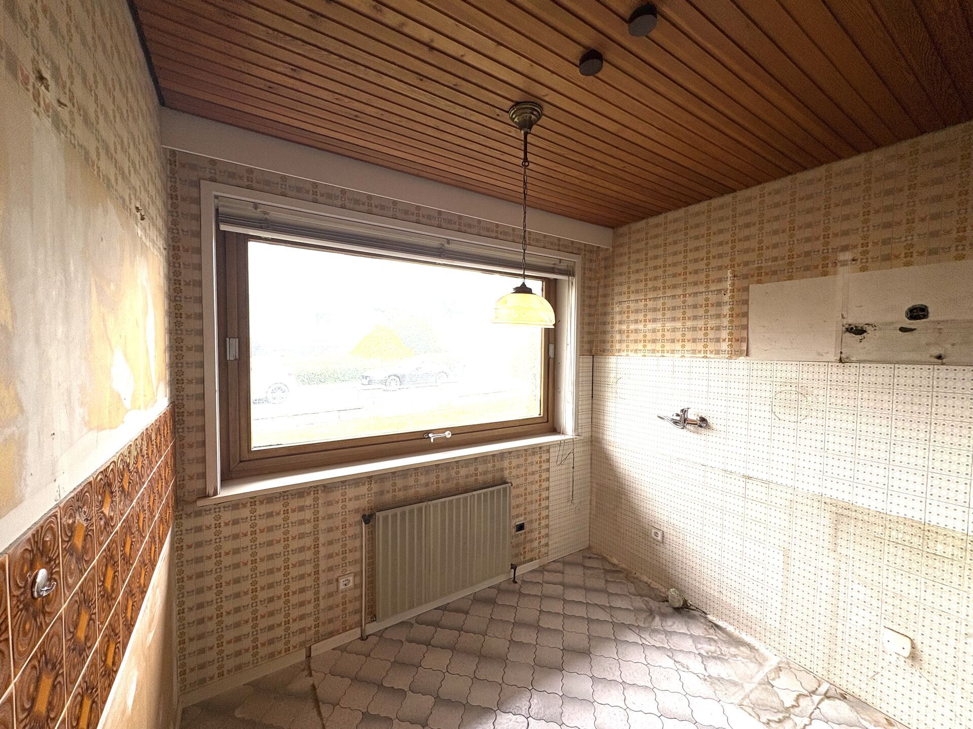 Immobilienangebot - Blomberg - Alle - Bungalow in ruhiger Ortsrandlage- mehr als Sie erwarten!
