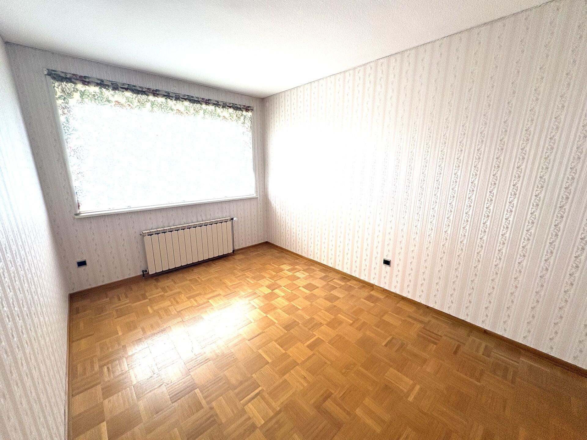 Immobilienangebot - Blomberg - Alle - Bungalow in ruhiger Ortsrandlage- mehr als Sie erwarten!