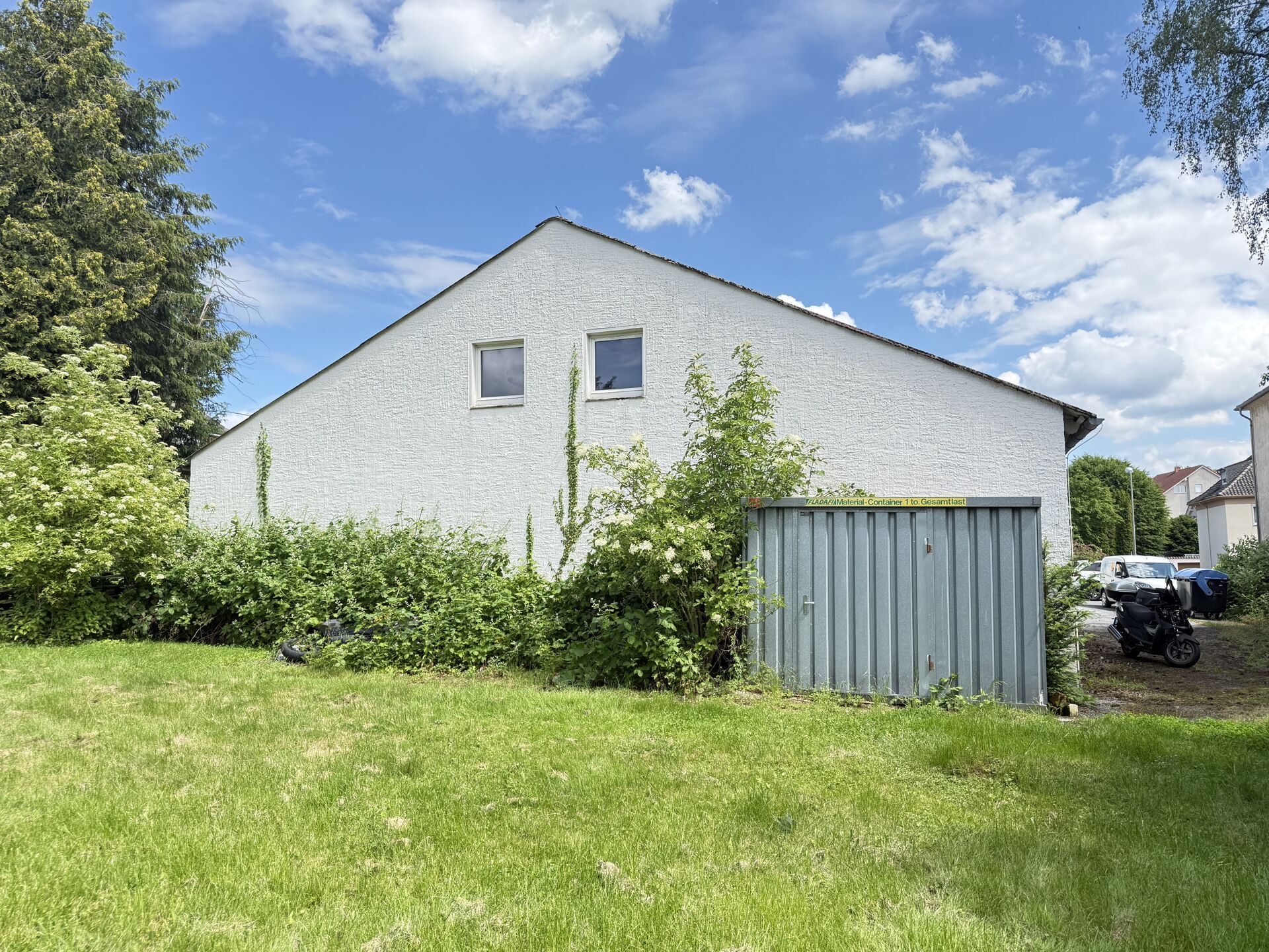 Immobilienangebot - Detmold - Gewerbe - Klein und funktional. Ca. 290 m² Halle zur Anmietung frei