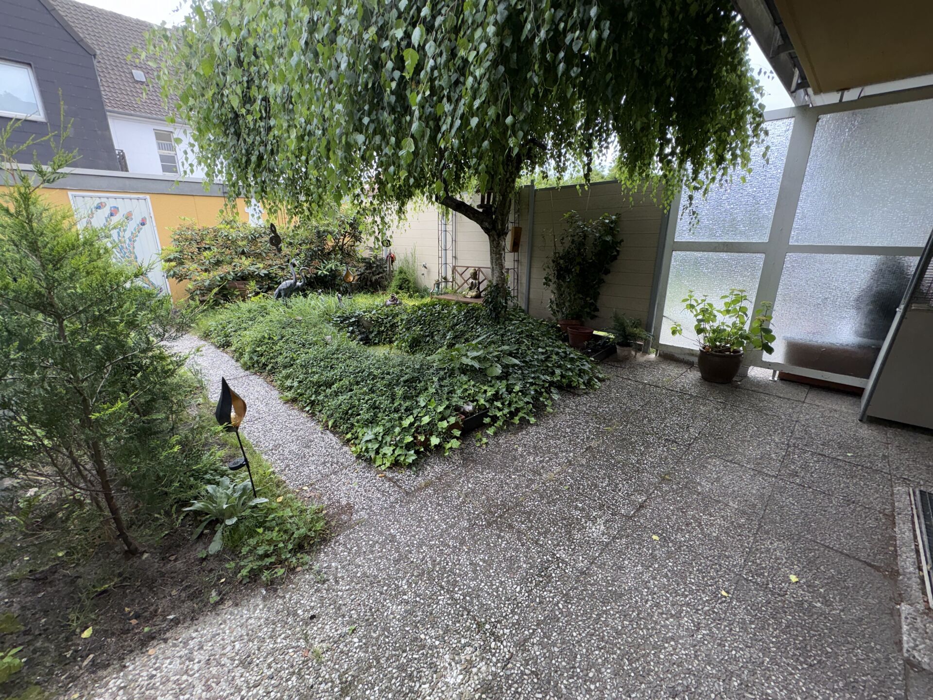 Immobilienangebot - Bielefeld / Hillegossen - Alle - Zuhause mit Entwicklungschancen - Reihenhaus in Hillegossen!