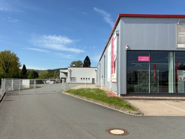 Immobilienangebot - Höxter - Gewerbe - Moderner Verbrauchermarkt in Höxter