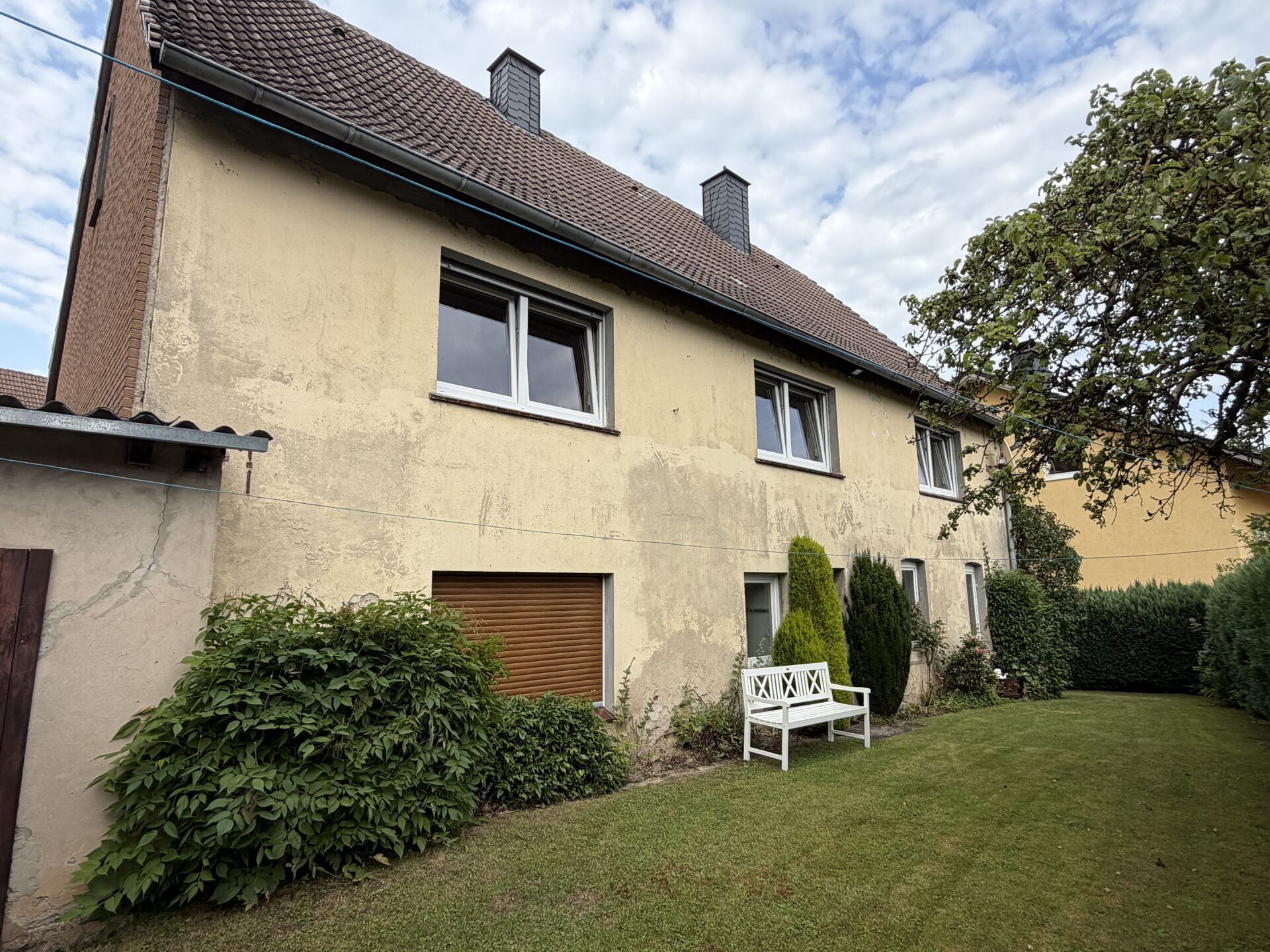 Immobilienangebot - Marsberg / Essentho - Alle - Einfamilienhaus mit Garten und Terrasse im Ortskern von Essentho