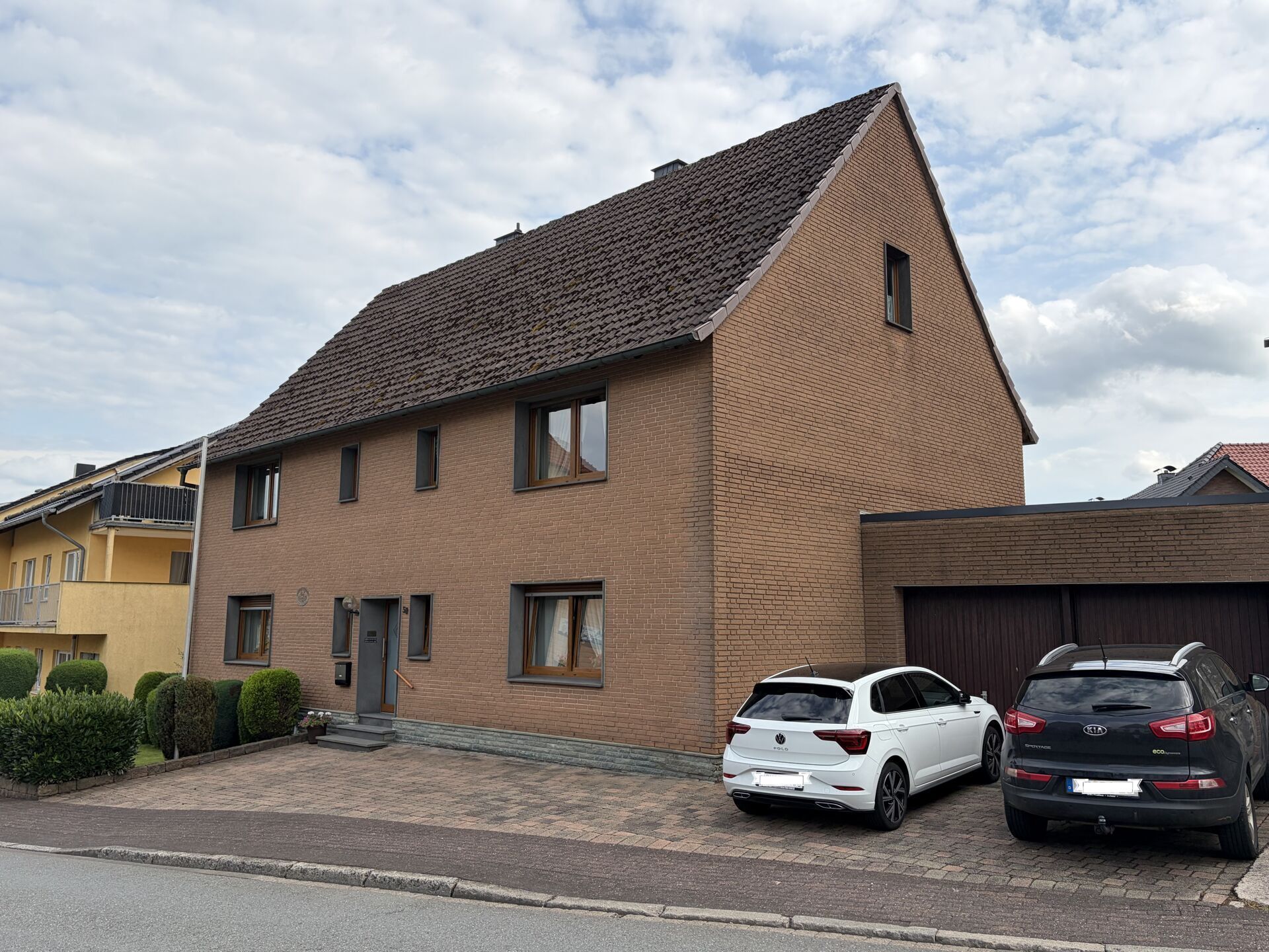 Immobilienangebot - Marsberg / Essentho - Alle - Einfamilienhaus mit Garten und Terrasse im Ortskern von Essentho