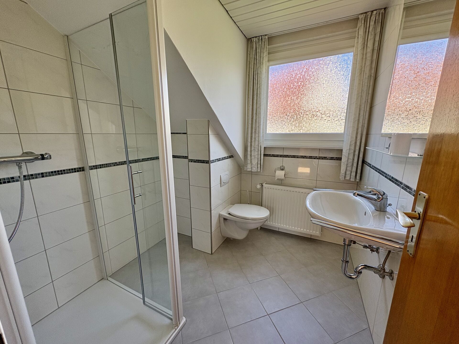 Immobilienangebot - Horn-Bad Meinberg - Alle - Doppelpack im Herzen von Bad Meinberg! Viele Chancen für Sie!