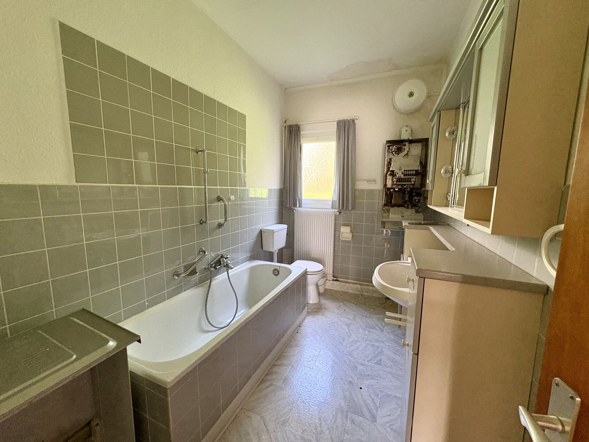Immobilienangebot - Horn-Bad Meinberg - Alle - Doppelpack im Herzen von Bad Meinberg! Viele Chancen für Sie!