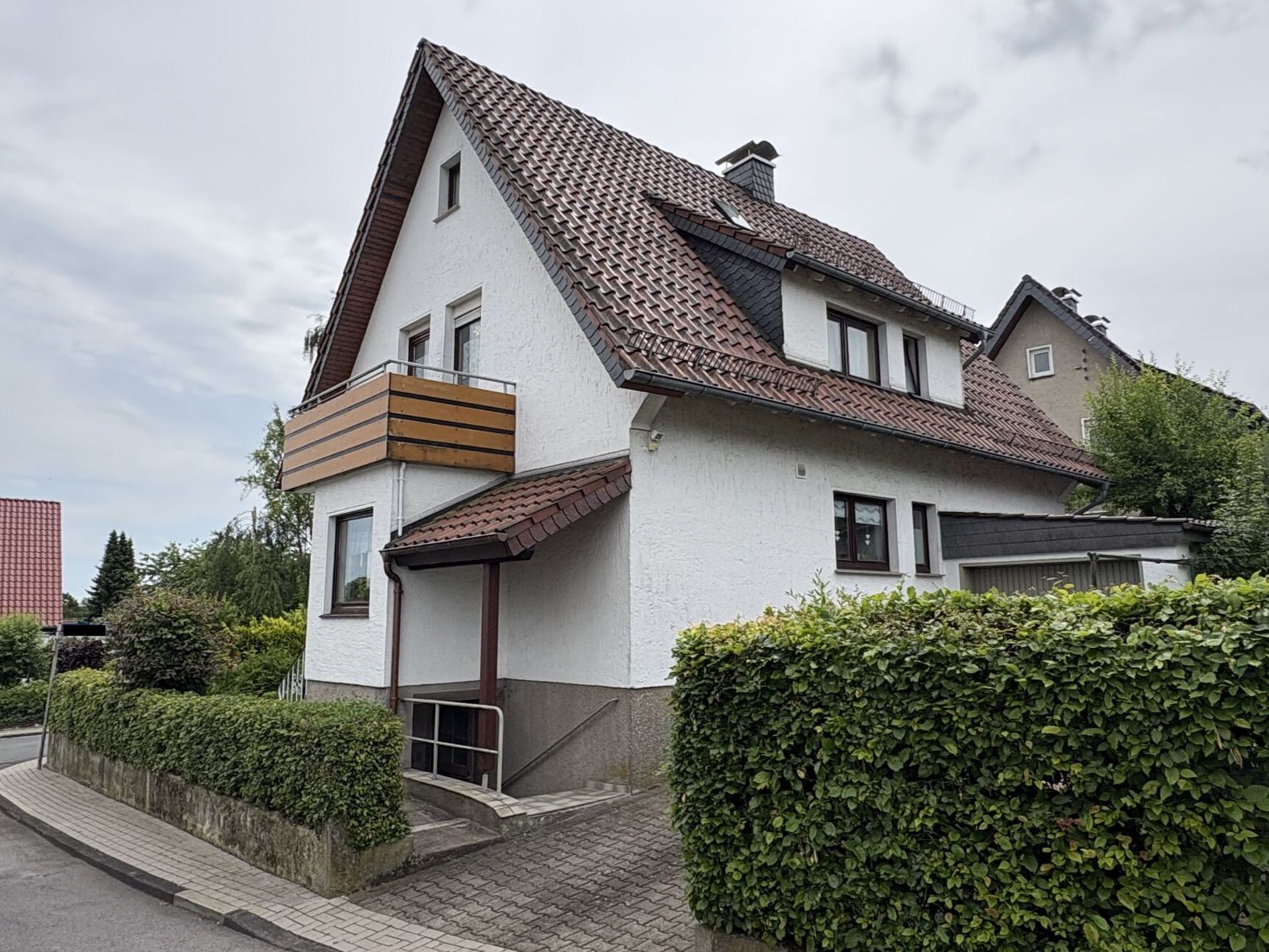 Immobilienangebot - Horn-Bad Meinberg - Alle - Für ein oder zwei Generationen-alles ist möglich!