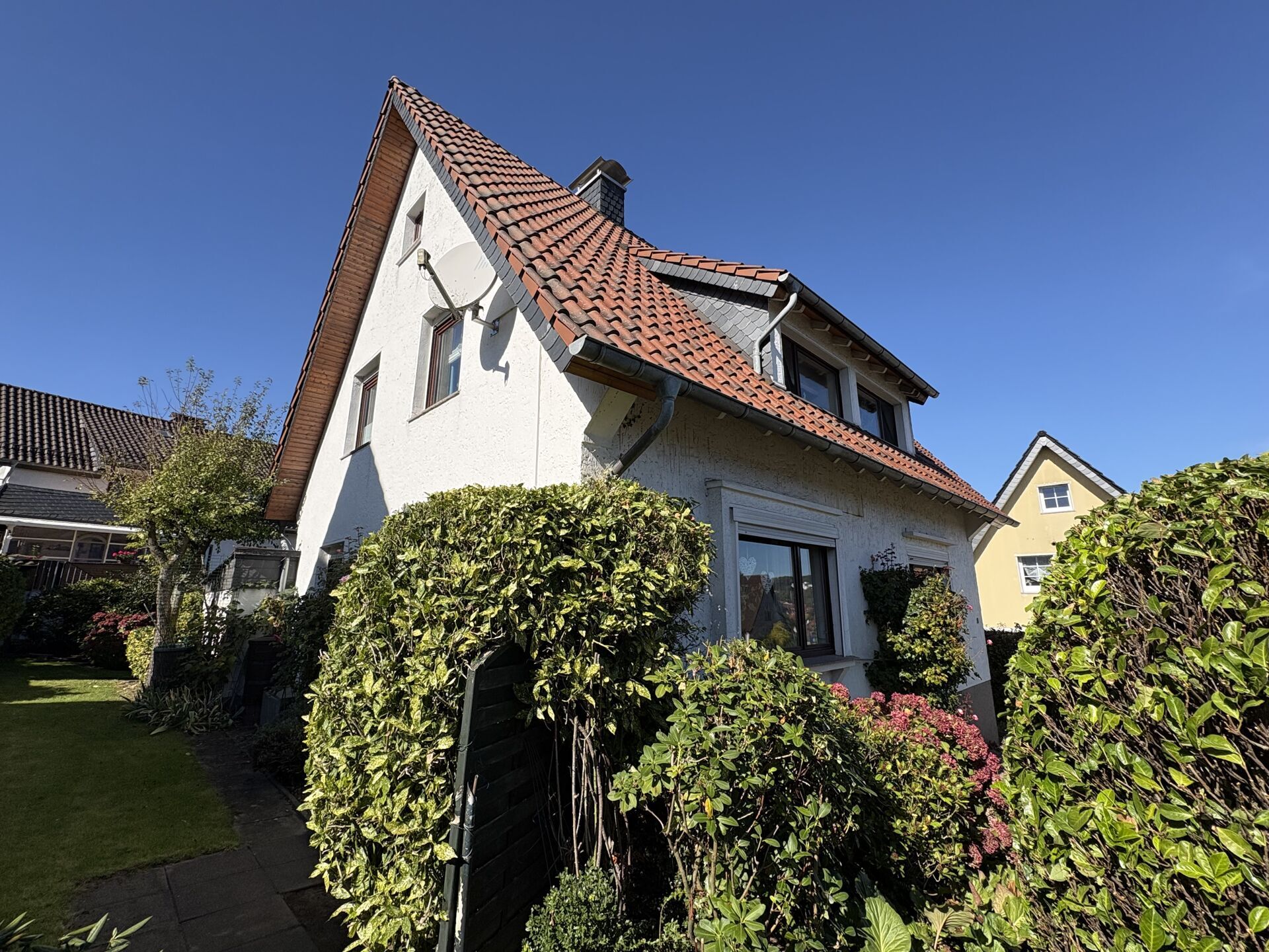 Immobilienangebot - Horn-Bad Meinberg - Alle - Für ein oder zwei Generationen-alles ist möglich!