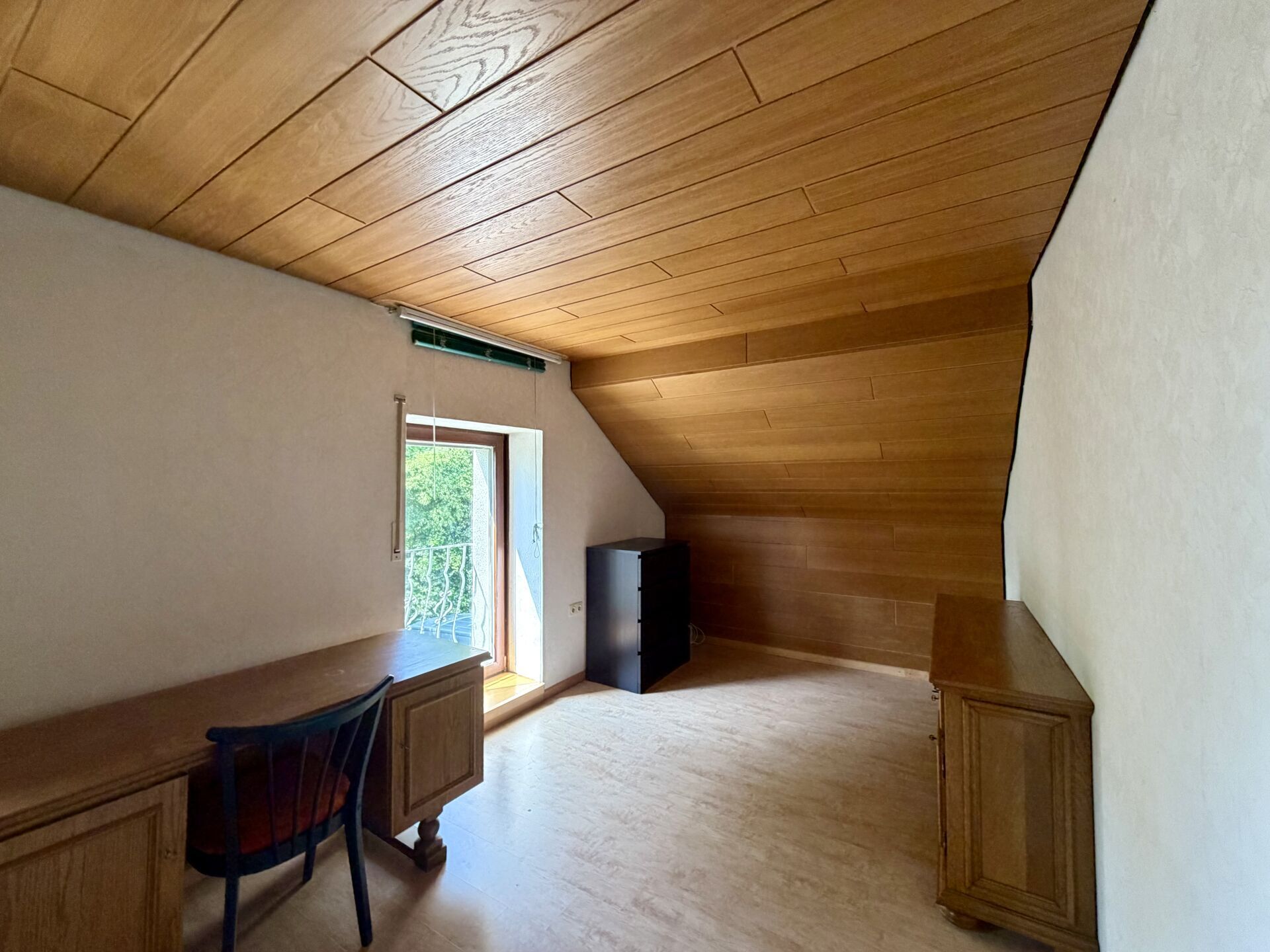 Immobilienangebot - Salzkotten - Alle - Einfamilienhaus mit großem Grundstück und viel Potenzial