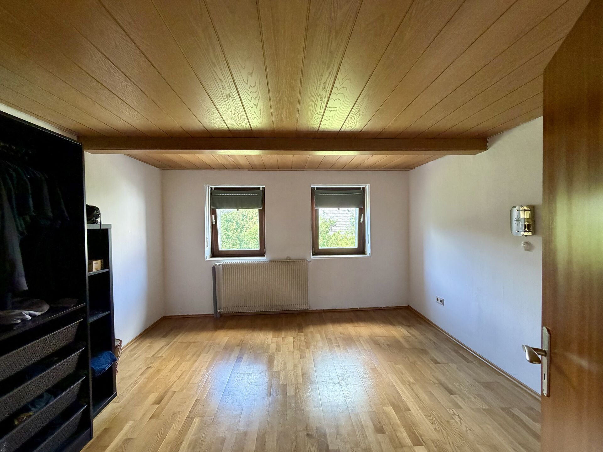 Immobilienangebot - Salzkotten - Alle - Einfamilienhaus mit großem Grundstück und viel Potenzial