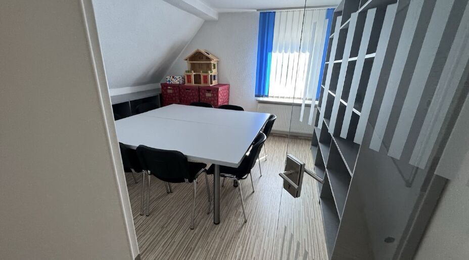 Immobilienangebot - Beverungen - Alle - Großzügiges Einfamilienhaus in Beverungen