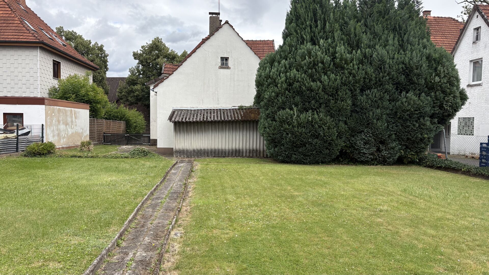Immobilienangebot - Beverungen - Alle - Großzügiges Einfamilienhaus in Beverungen
