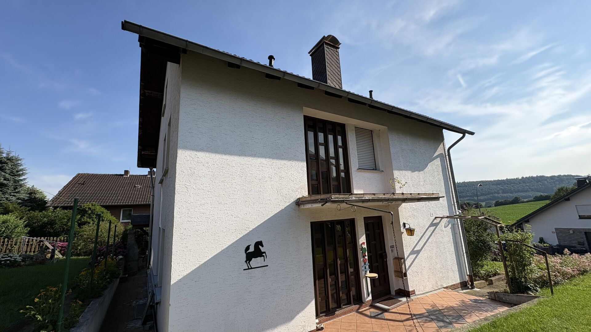 Immobilienangebot - Höxter - Alle - Großzügiges Einfamilienhaus sucht neuen Eigentümer