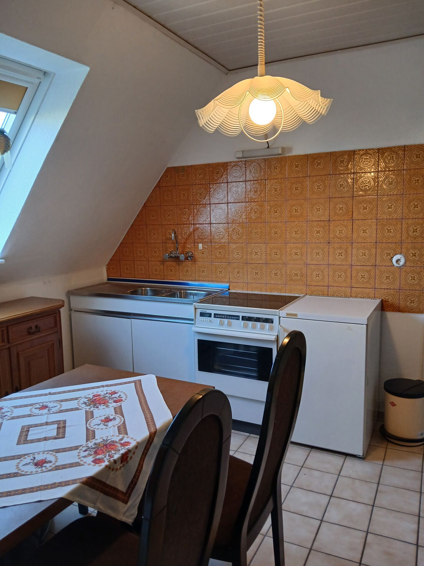 Immobilienangebot - Nieheim - Alle - Glückstreffer für die große Familie ! Nutzen Sie die Gelegenheit