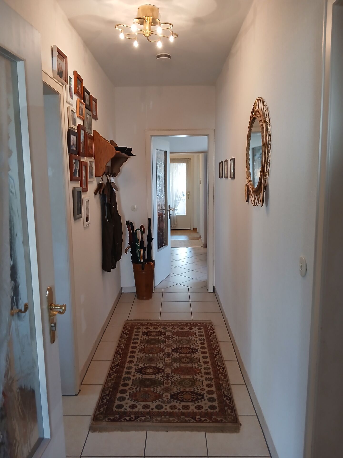 Immobilienangebot - Nieheim - Alle - Glückstreffer für die große Familie ! Nutzen Sie die Gelegenheit