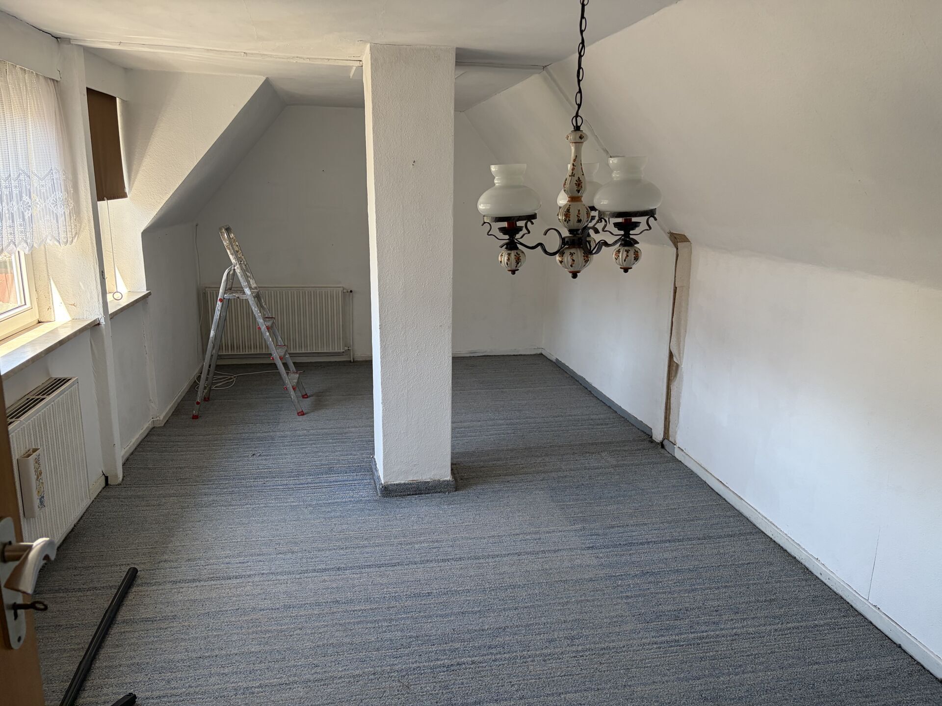 Immobilienangebot - Detmold - Alle - Doppelhaushälfte in Heiligenkirchen wartet auf Renovierungen!