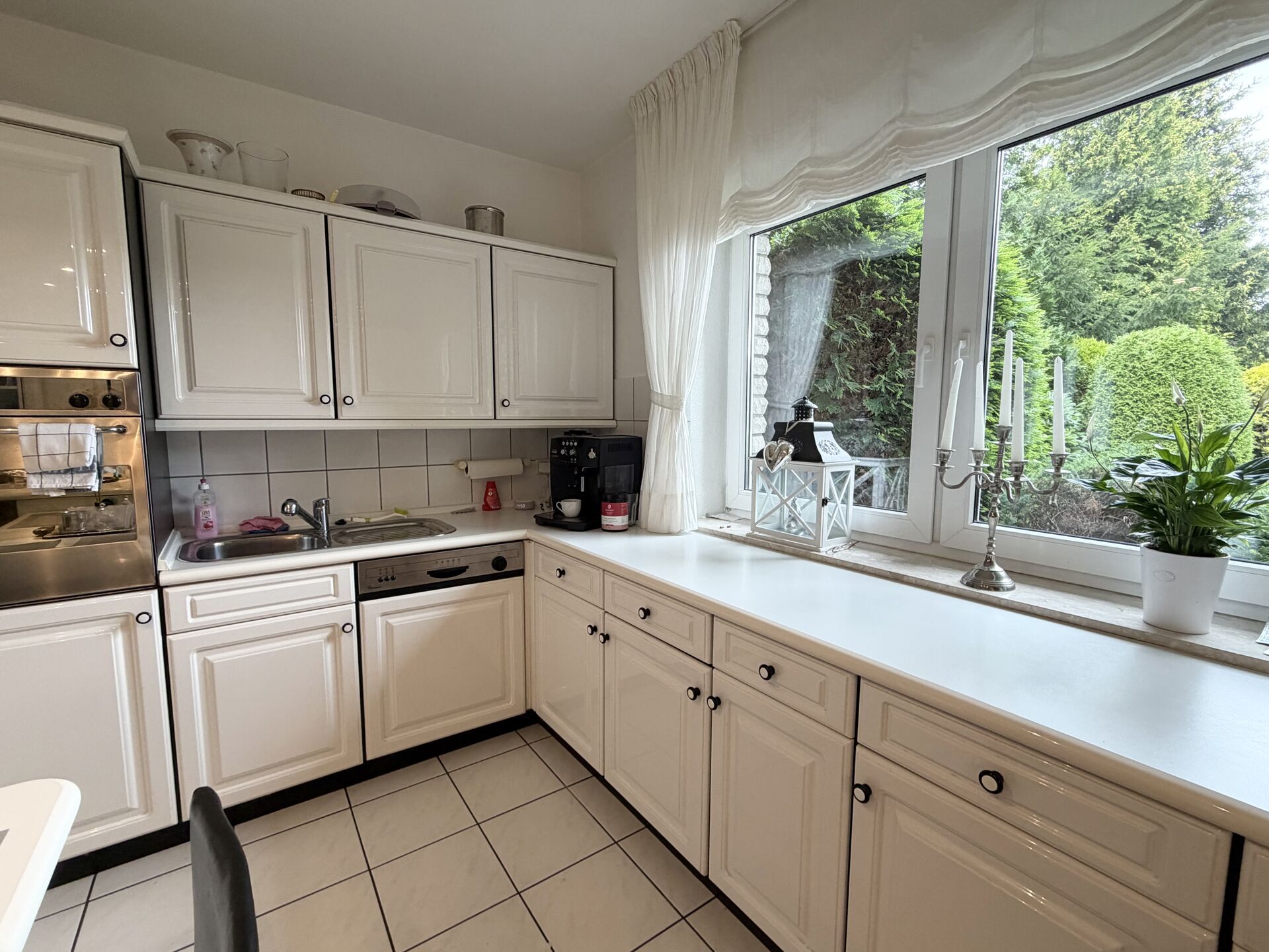 Immobilienangebot - Lage - Alle - Attraktive Doppelhaushälfte mit Garten, Weitblick und Familienkomfort