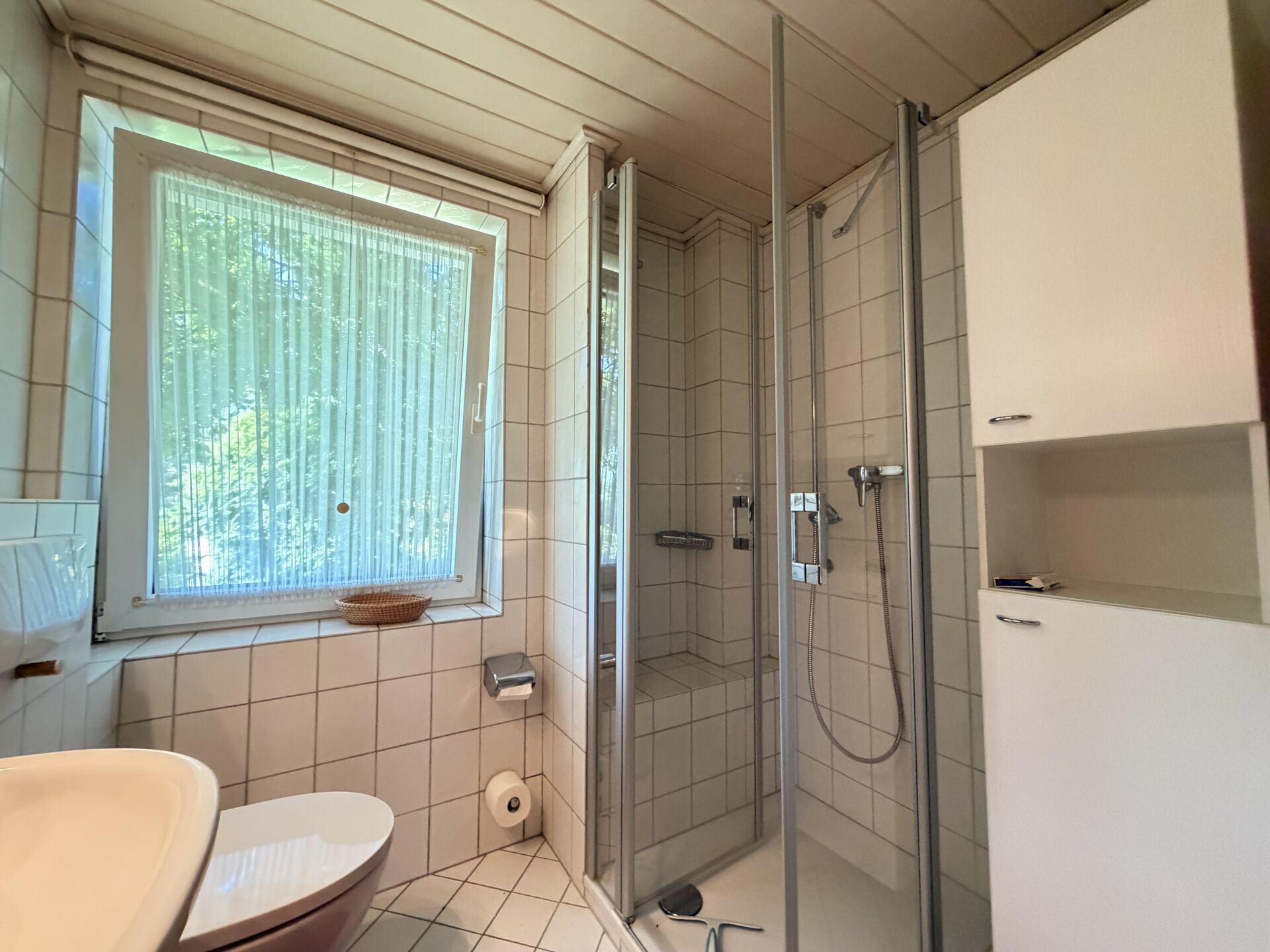 Immobilienangebot - Lage - Alle - Viel Platz, viele Möglichkeiten – Wohnhaus mit Potenzial im Ortskern von Heiden!