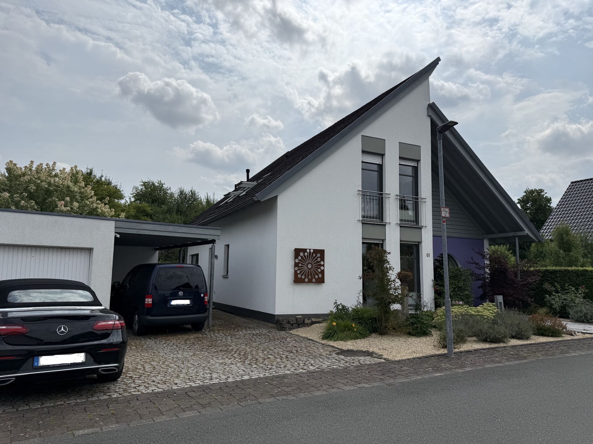 Immobilienangebot - Steinheim - Alle - Noble Adresse, gediegene, großzügige Architektur - Einfamilienhaus mit Galerie !