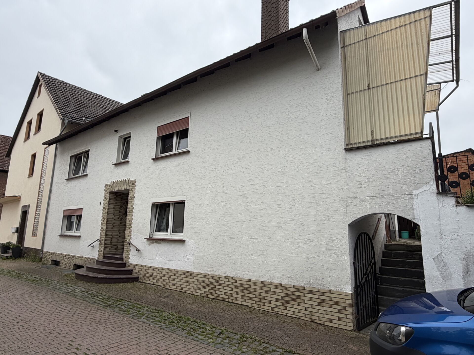 Immobilienangebot - Volkmarsen - Alle - Renovierungsbedürftiges Einfamilienhaus mit Raum für Ihre Ideen in Volkmarsen