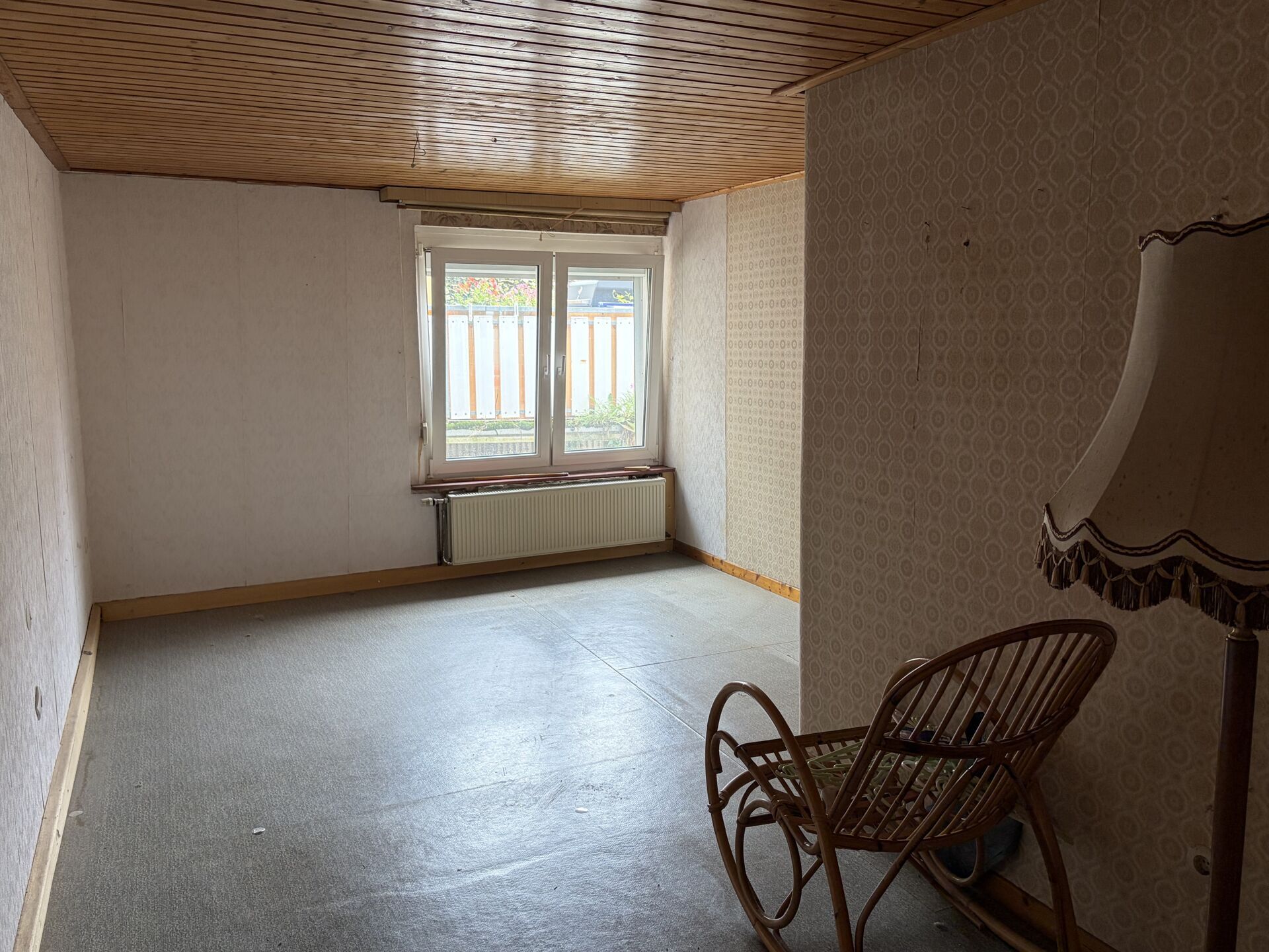 Immobilienangebot - Volkmarsen - Alle - Renovierungsbedürftiges Einfamilienhaus mit Raum für Ihre Ideen in Volkmarsen