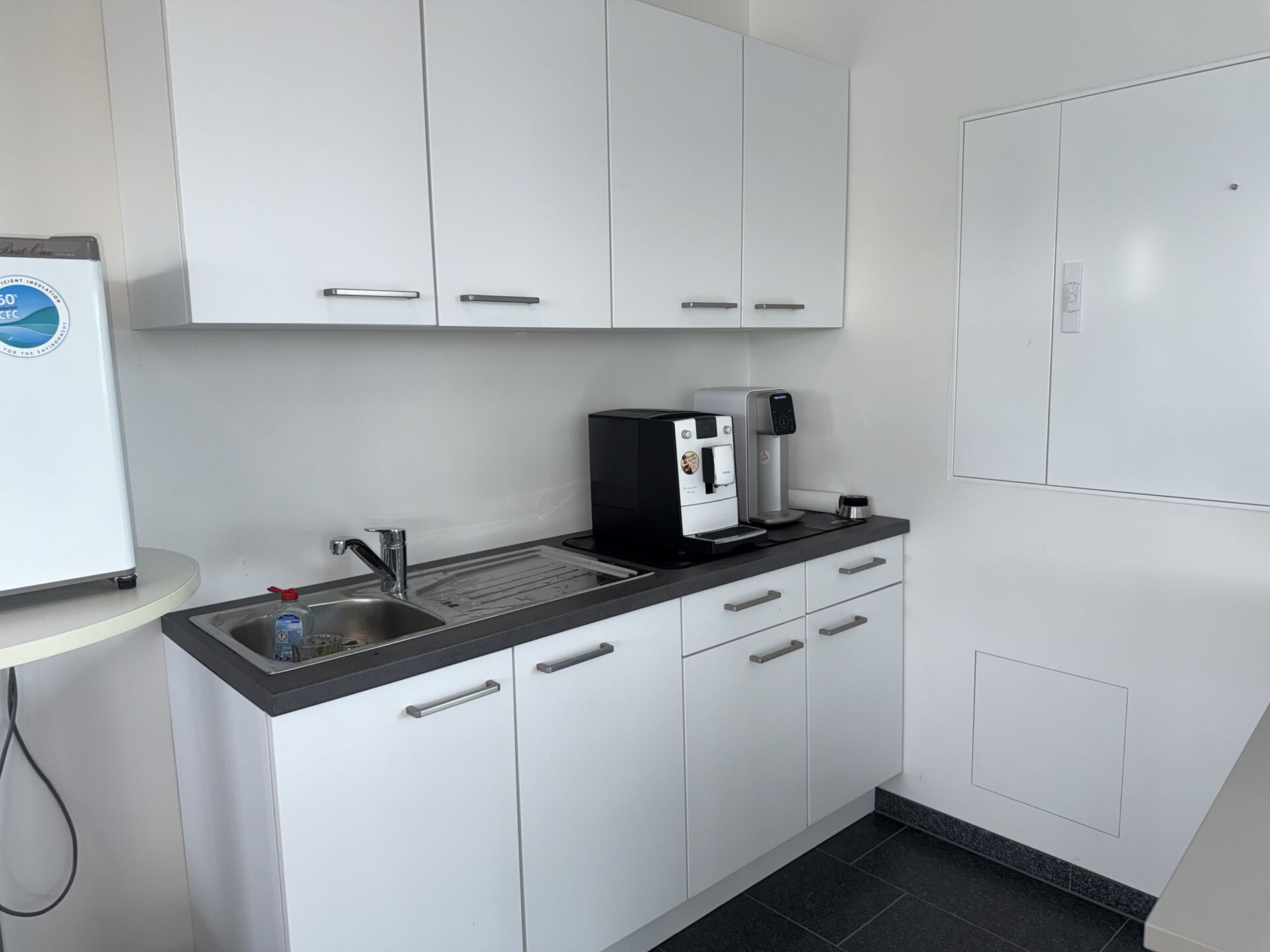 Immobilienangebot - Schloß Holte-Stukenbrock - Gewerbe - Moderne Büroetage mit separater Parkfläche zur Anmietung frei