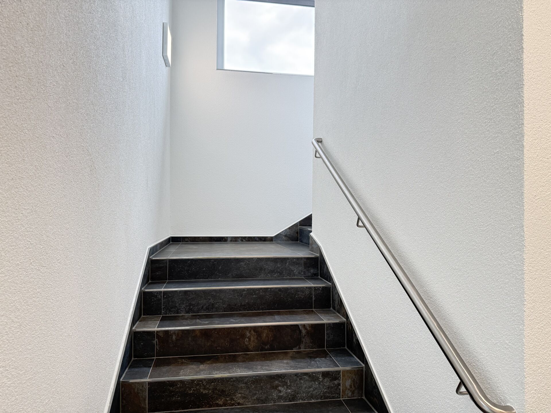 Immobilienangebot - Schloß Holte-Stukenbrock - Gewerbe - Moderne Büroetage mit separater Parkfläche zur Anmietung frei