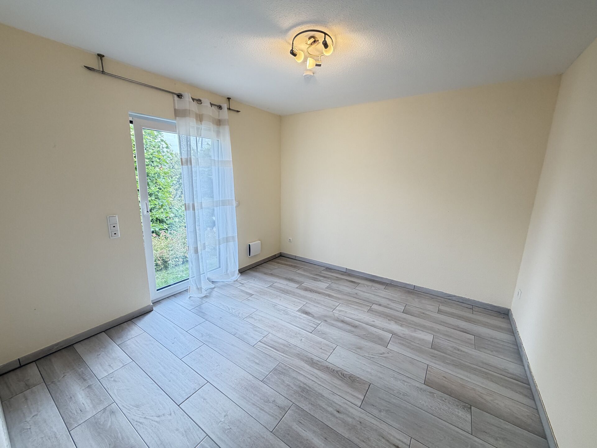 Immobilienangebot - Detmold - Alle - Zuhause ankommen: Neuwertiges Wohlfühlhaus!