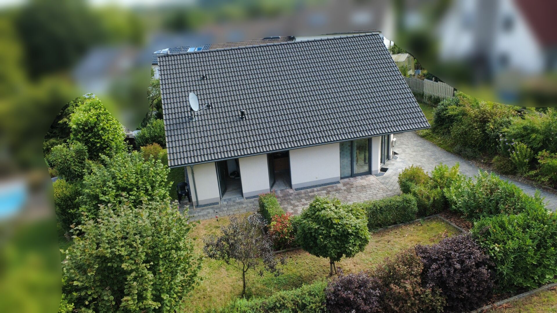 Immobilienangebot - Detmold - Alle - Zuhause ankommen: Neuwertiges Wohlfühlhaus!