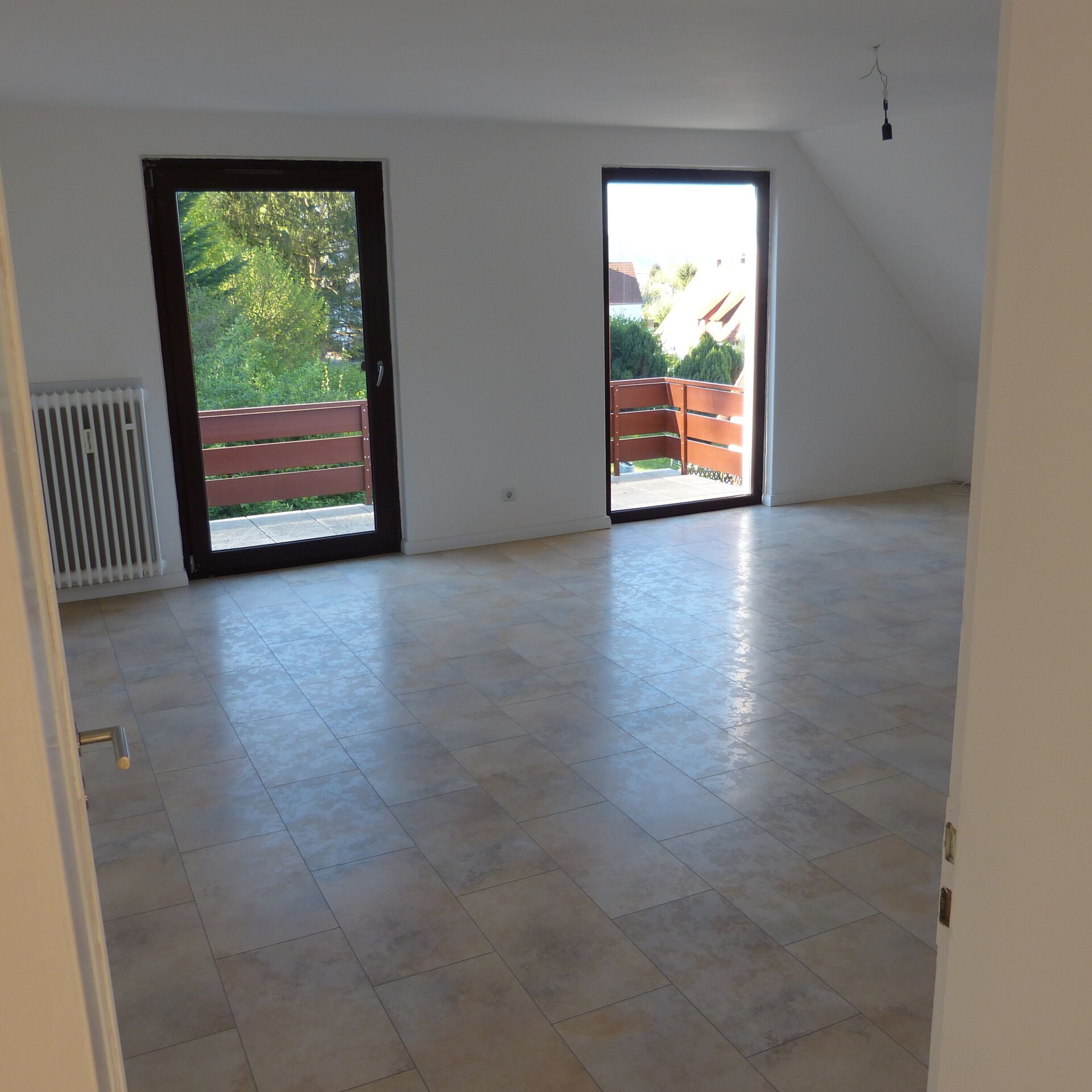 Immobilienangebot - Bodenwerder - Alle - Zweifamilienhaus mit Einliegerwohnung  in Bodenwerder
