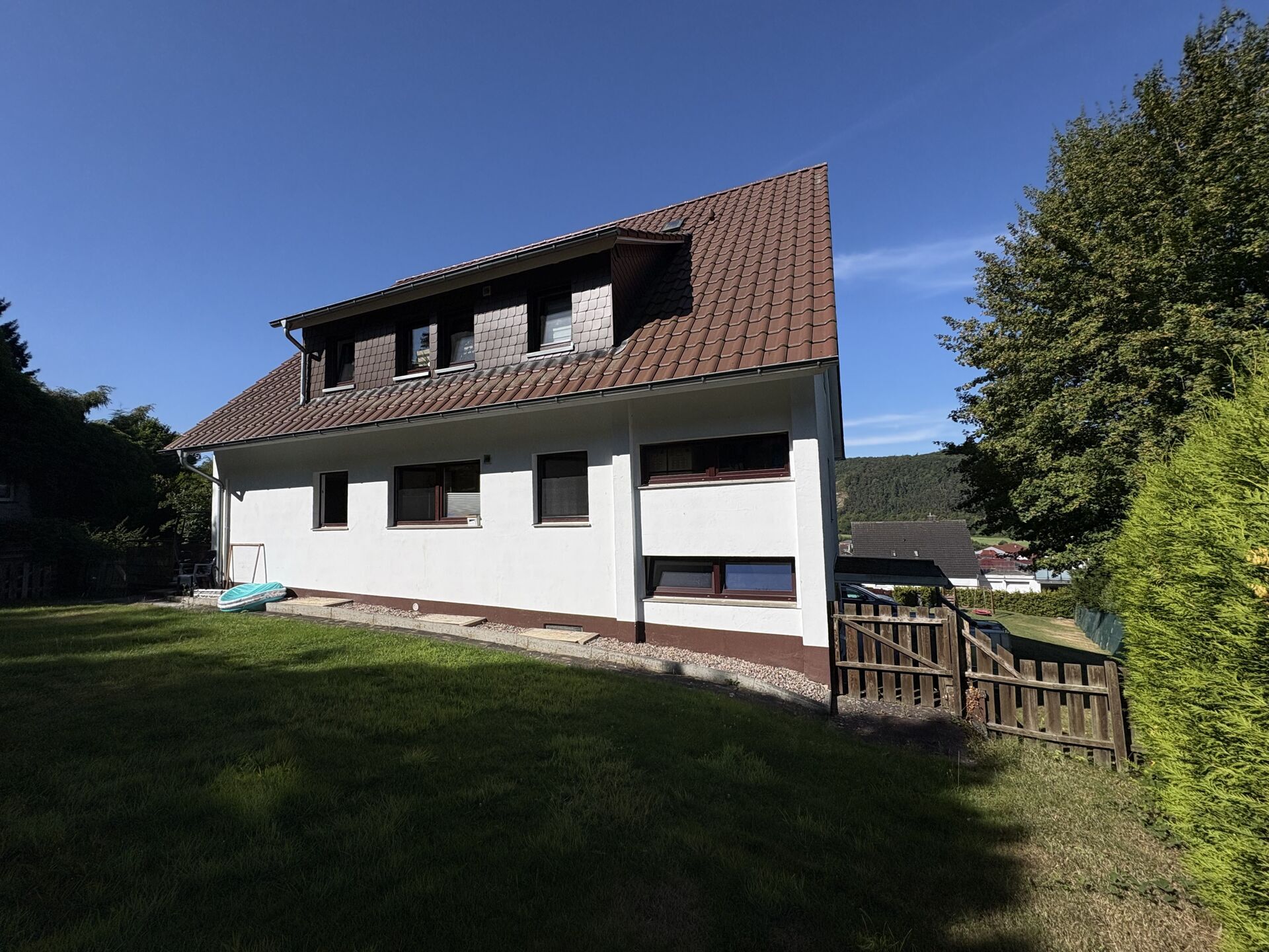 Immobilienangebot - Bodenwerder - Alle - Zweifamilienhaus mit Einliegerwohnung  in Bodenwerder