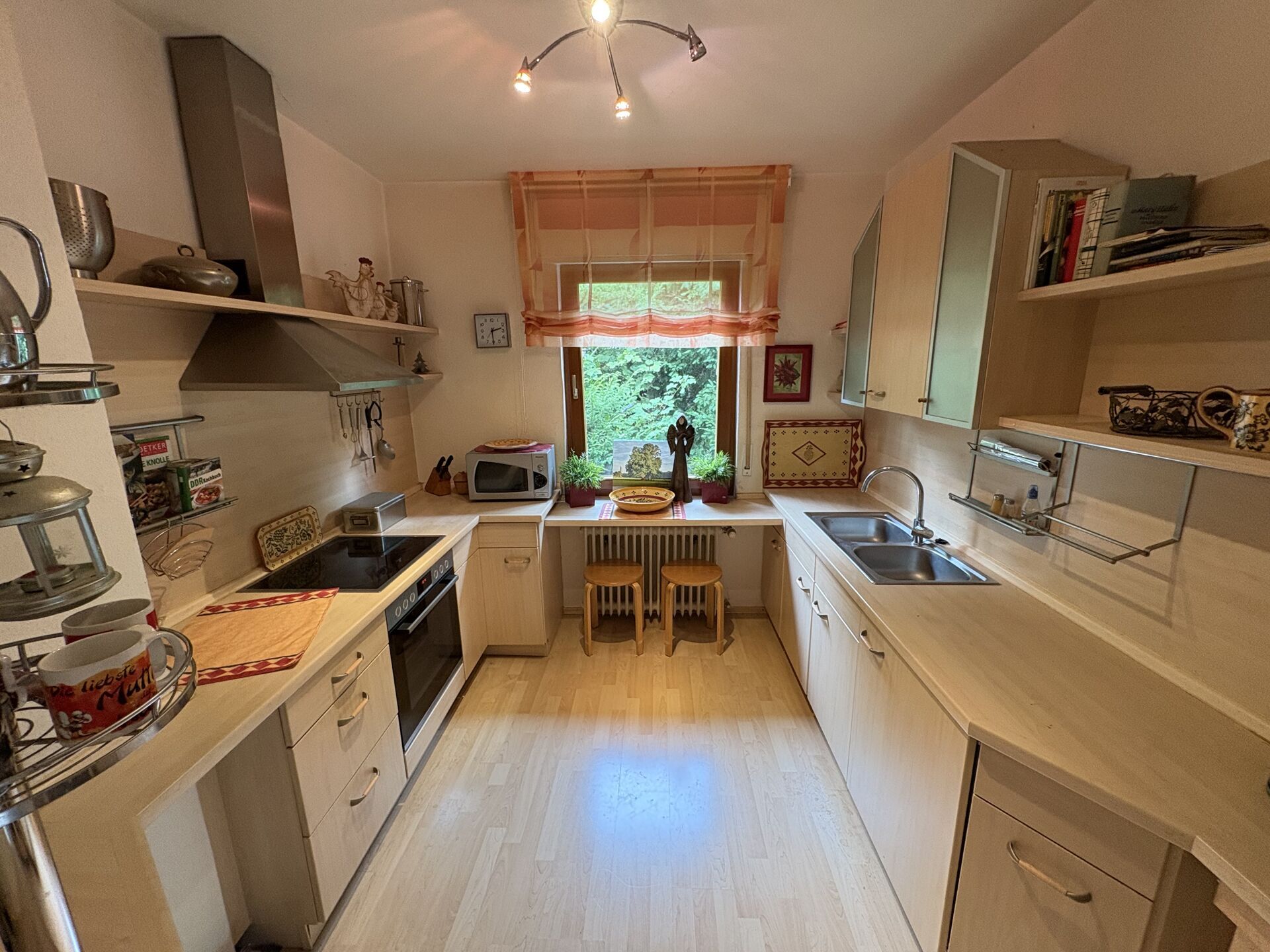 Immobilienangebot - Augustdorf - Alle - Großzügiges Einfamilienhaus mit Grundstückspotenzial in Augustdorf!