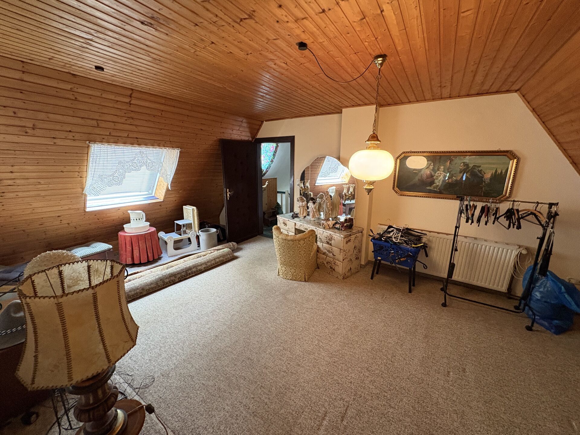 Immobilienangebot - Paderborn / Sennelager - Alle - Einfamilienhaus mit weitläufigem Grundstück und vielfältigen Möglichkeiten