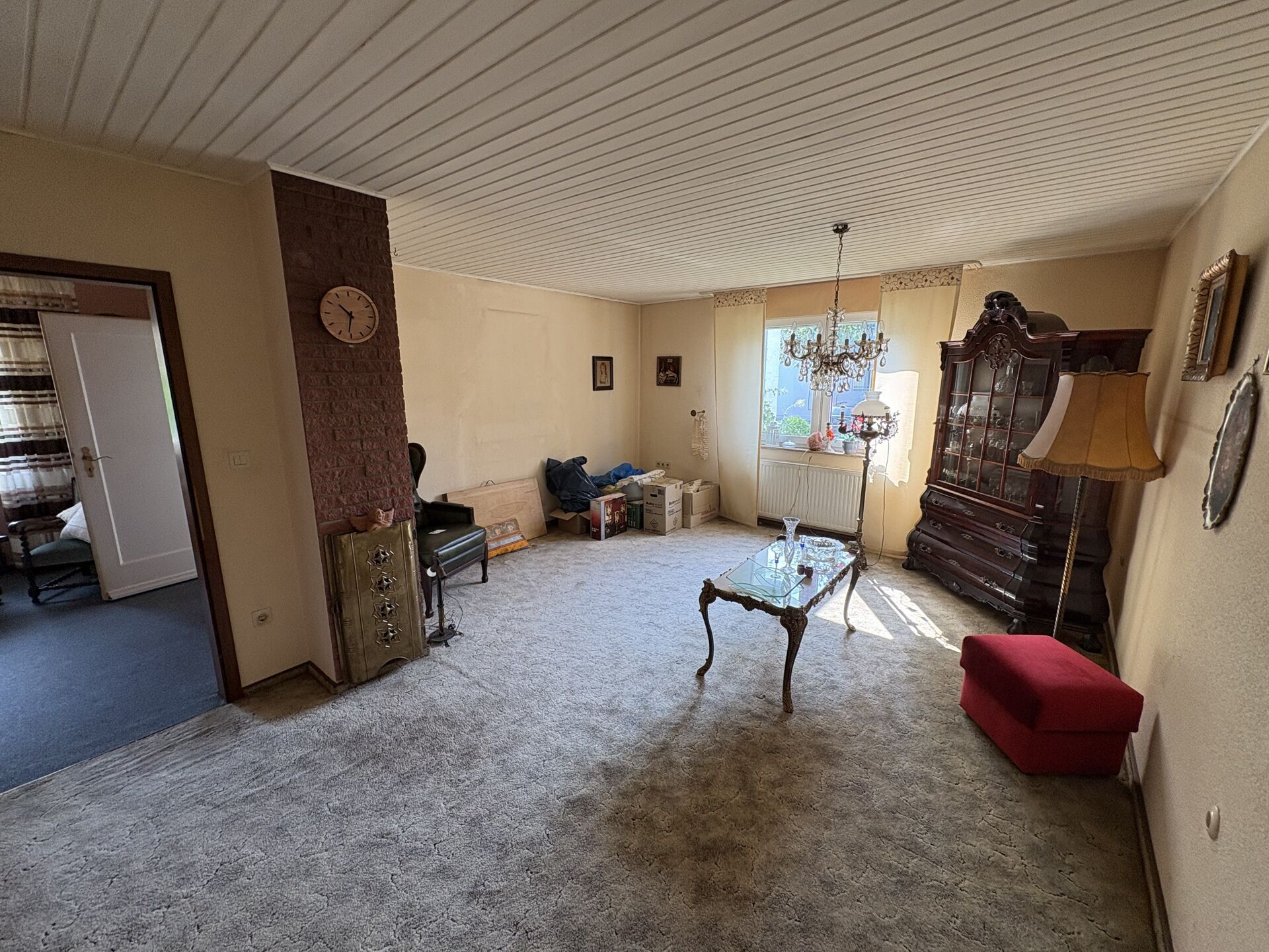 Immobilienangebot - Paderborn / Sennelager - Alle - Einfamilienhaus mit weitläufigem Grundstück und vielfältigen Möglichkeiten