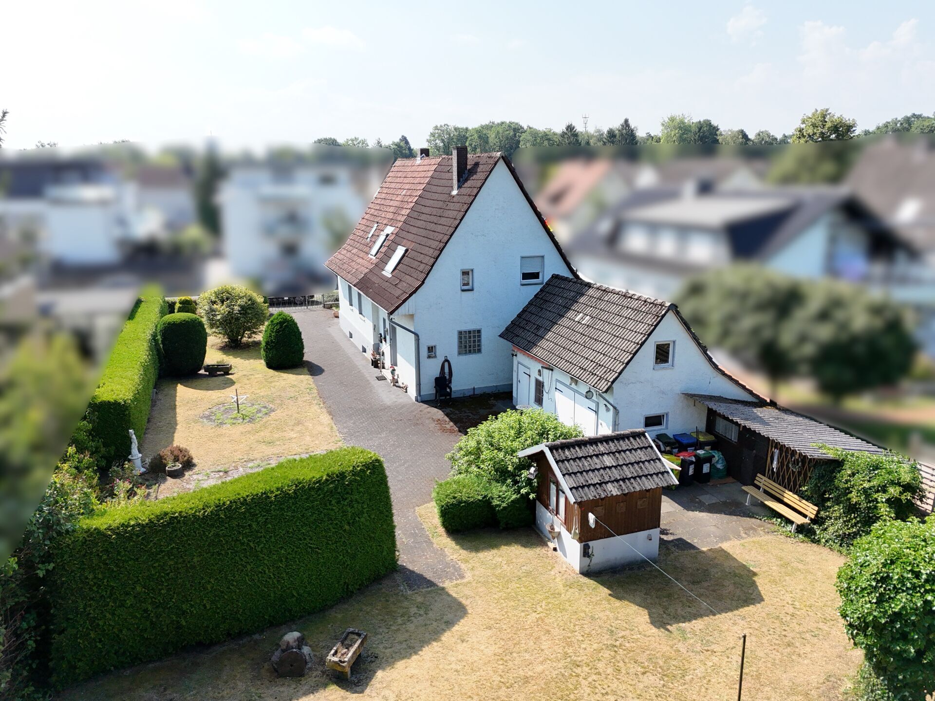 Immobilienangebot - Paderborn / Sennelager - Alle - Einfamilienhaus mit weitläufigem Grundstück und vielfältigen Möglichkeiten