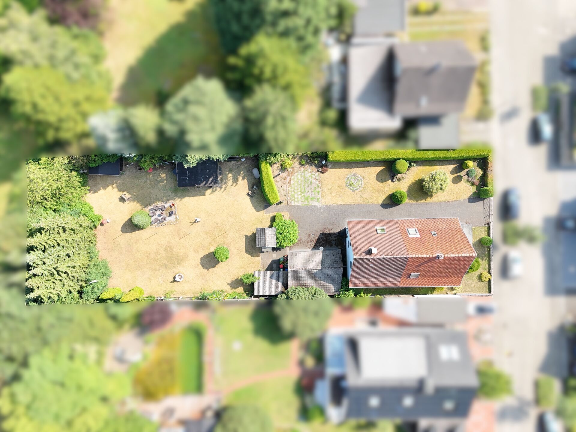 Immobilienangebot - Paderborn / Sennelager - Alle - Einfamilienhaus mit weitläufigem Grundstück und vielfältigen Möglichkeiten