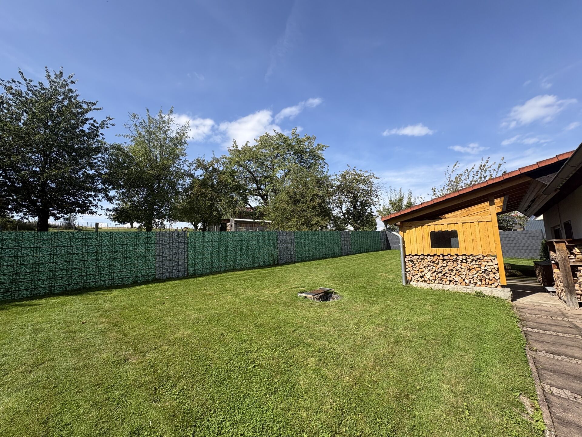 Immobilienangebot - Schieder-Schwalenberg / Brakelsiek - Alle - Wohnen und Leben in grüner Umgebung