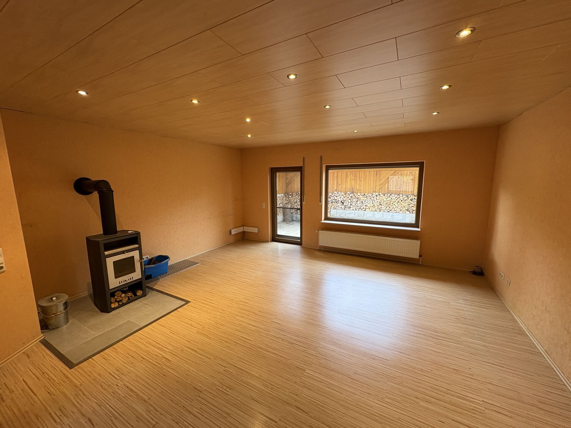 Immobilienangebot - Schieder-Schwalenberg / Brakelsiek - Alle - Wohnen und Leben in grüner Umgebung