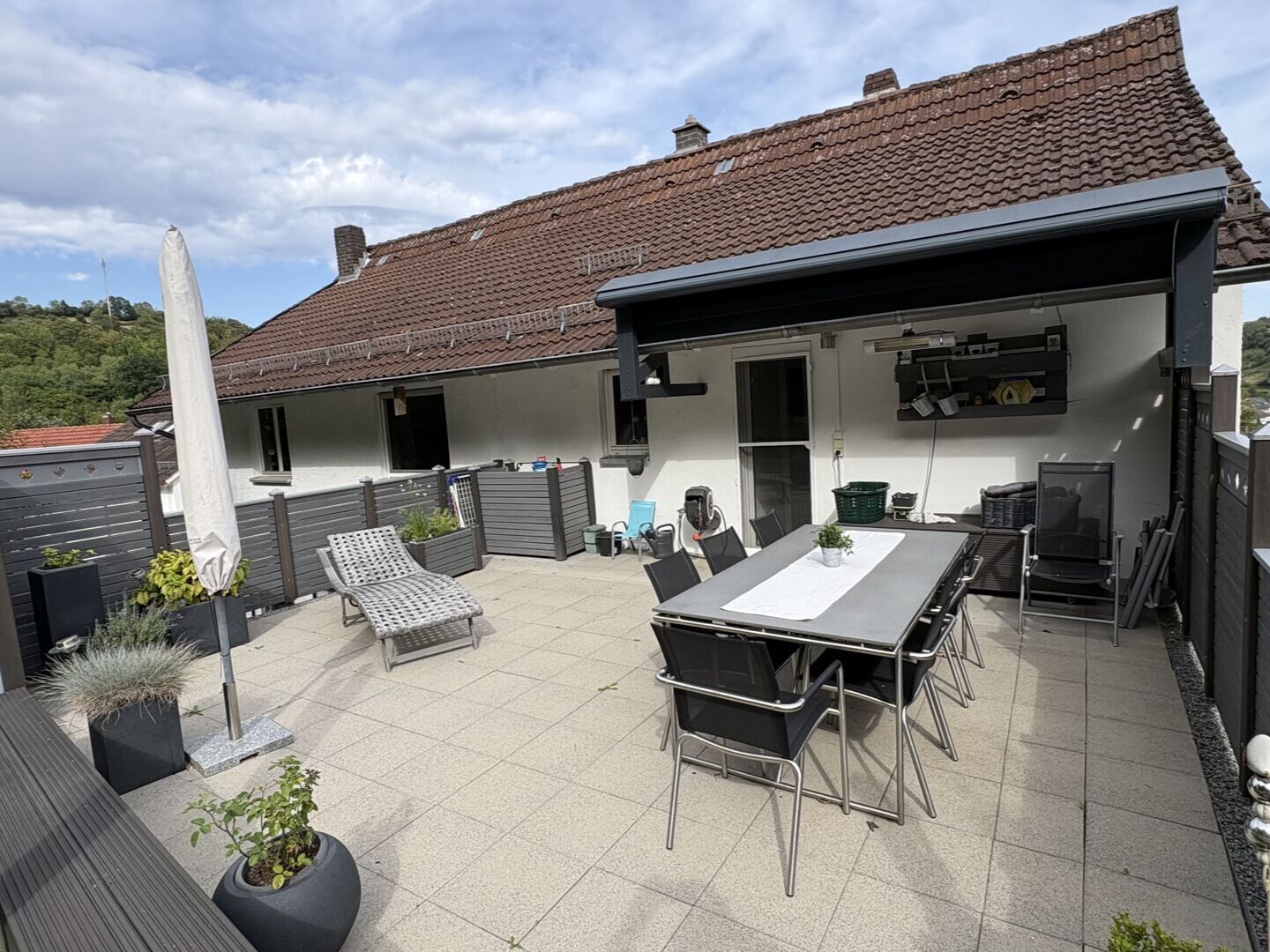 Immobilienangebot - Beverungen / Dalhausen - Alle - Sehr gepflegtes und großzügiges Haus in Dalhausen