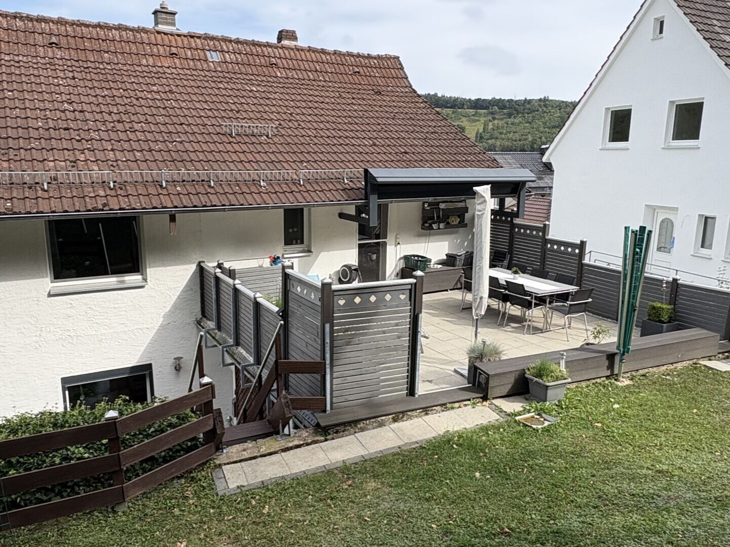 Immobilienangebot - Beverungen / Dalhausen - Alle - Sehr gepflegtes und großzügiges Haus in Dalhausen