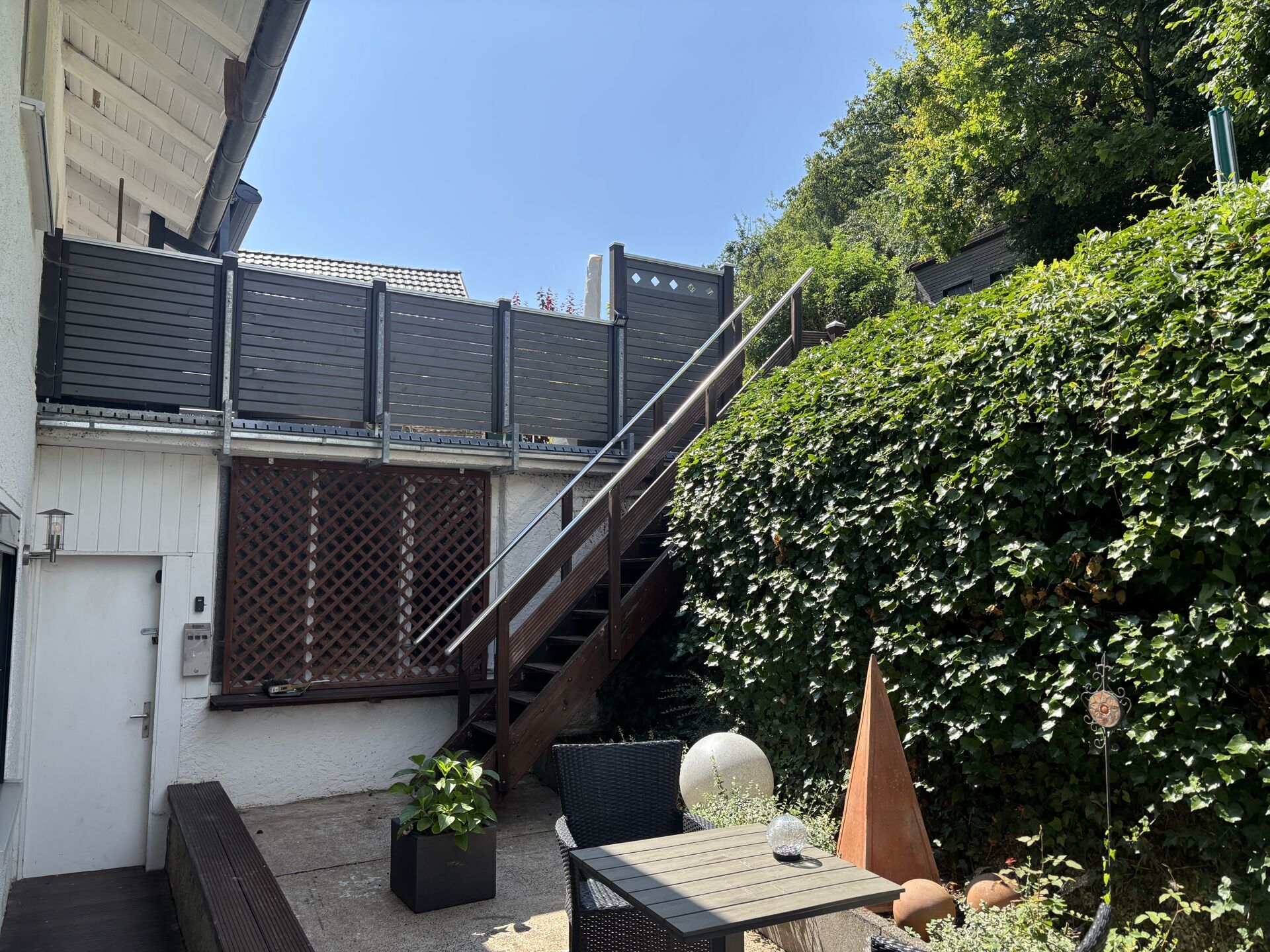 Immobilienangebot - Beverungen / Dalhausen - Alle - Sehr gepflegtes und großzügiges Haus in Dalhausen