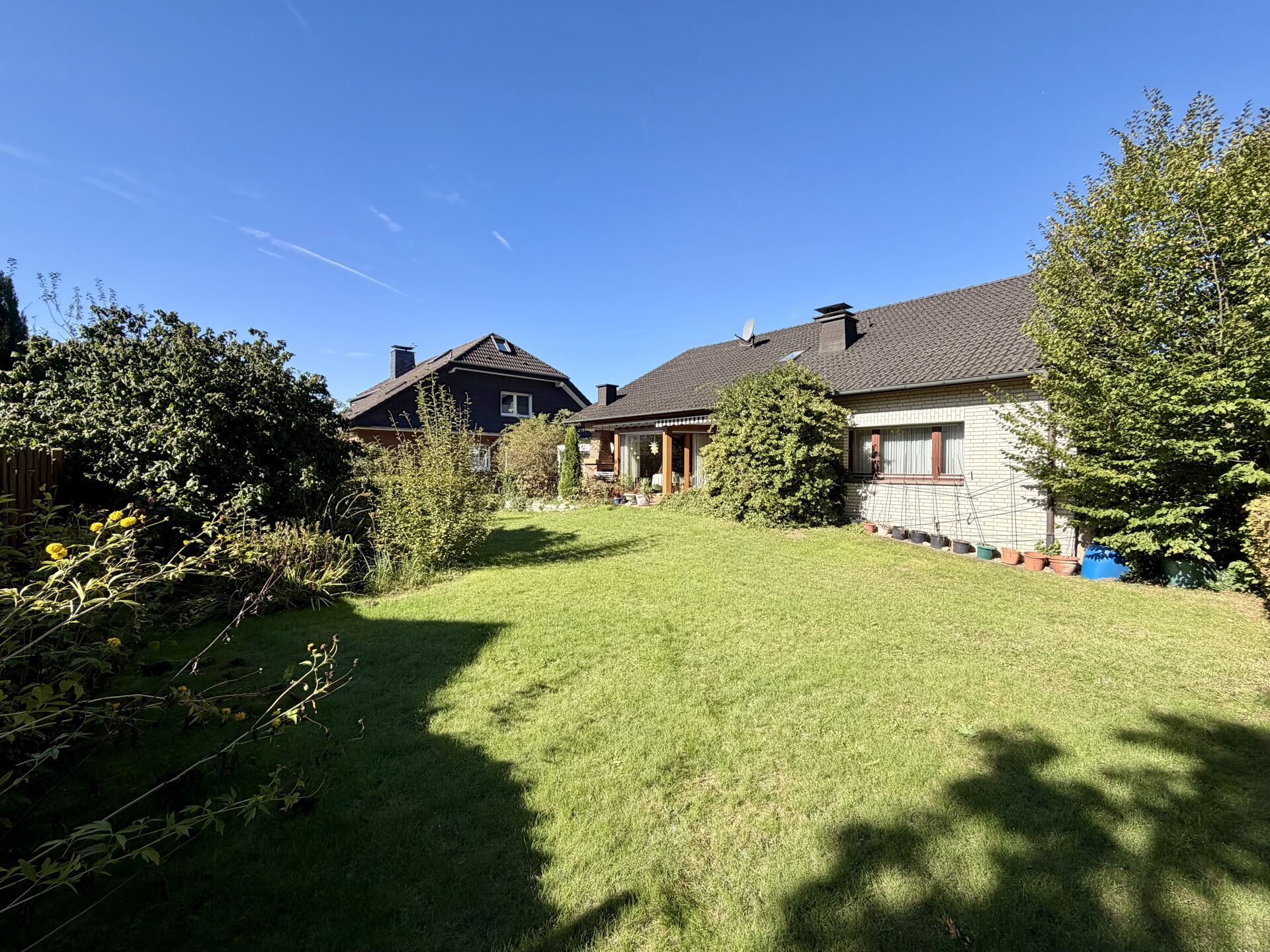 Immobilienangebot - Schloss Neuhaus / Mastbruch - Alle - Naturnah wohnen am Habichtssee : Einfamilienhaus in ruhiger Sackgassenlage