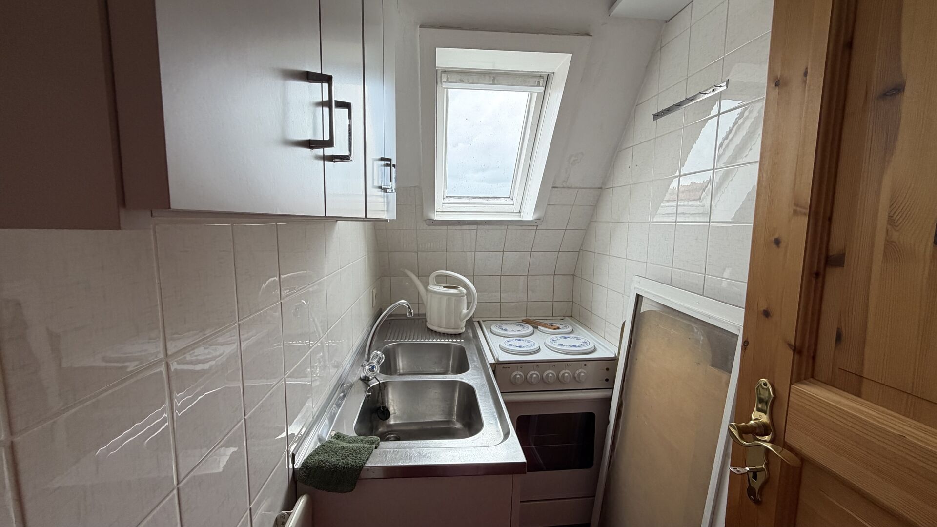 Immobilienangebot - Büren / Steinhausen - Alle - Einfamilienhaus mit weitläufigem Grundstück und Gestaltungpotenzial in Büren-Steinhausen